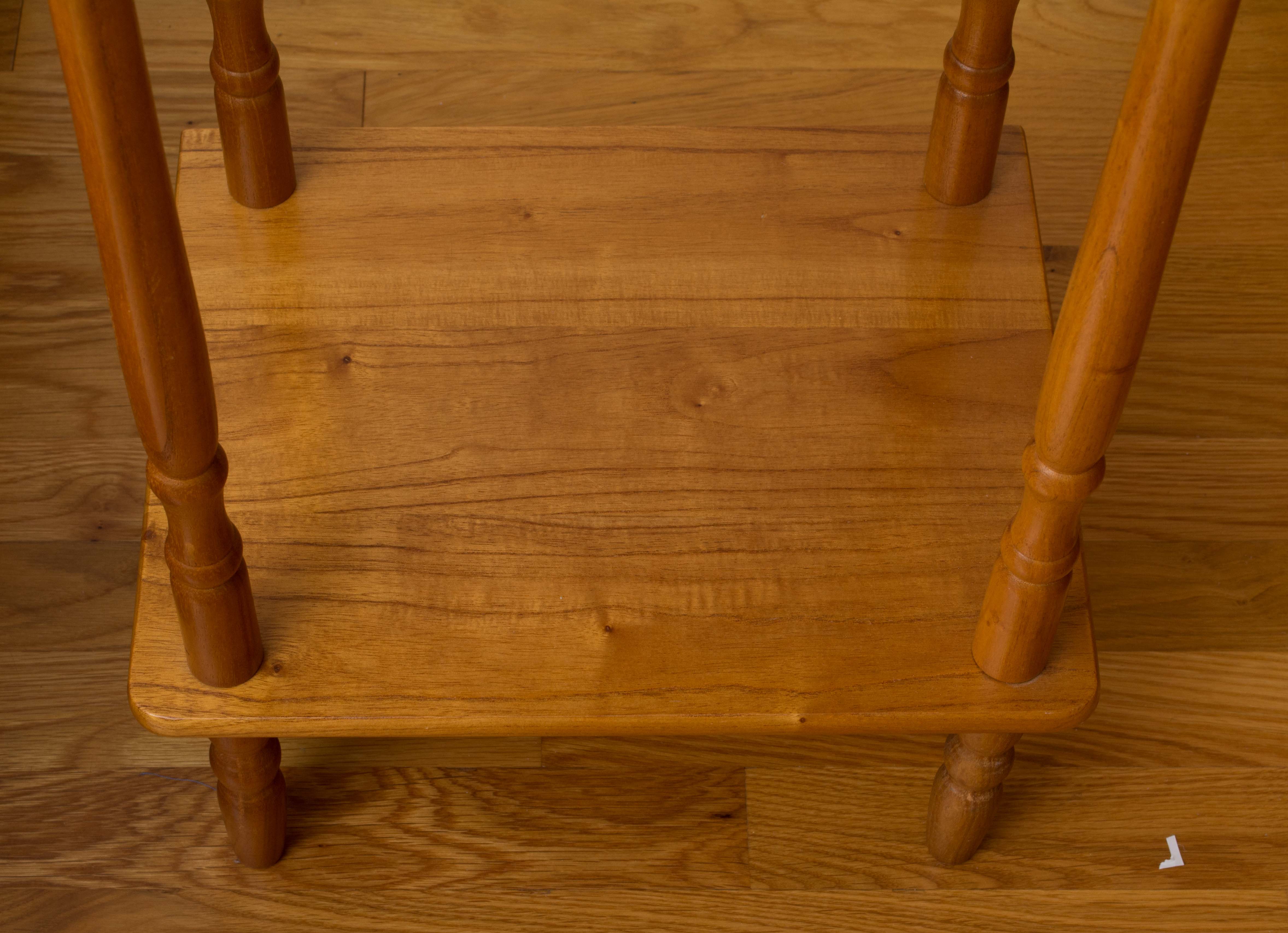 Cherry Trundle Bed with Cherry End Table