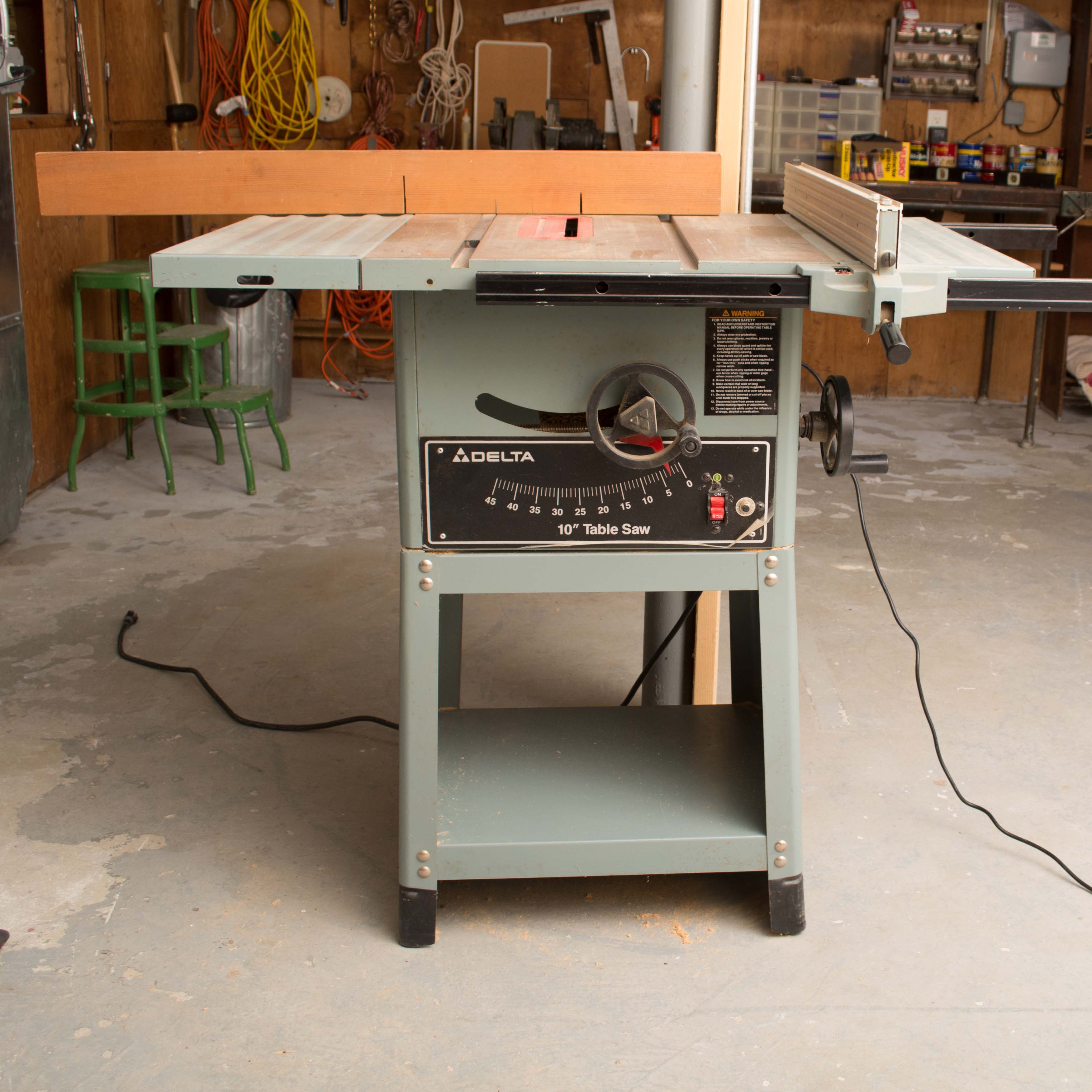 Delta Electrical Table Saw