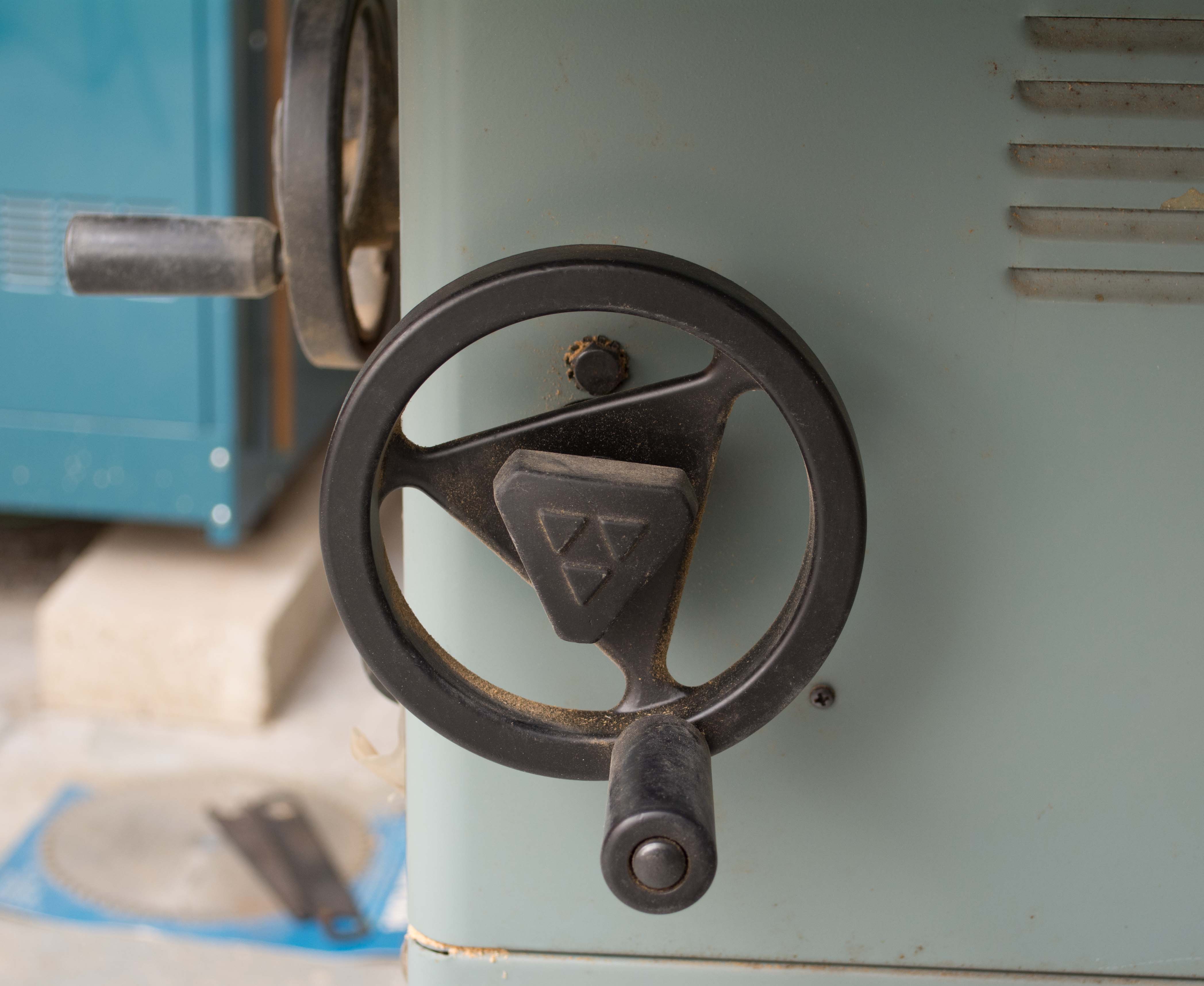 Delta Electrical Table Saw