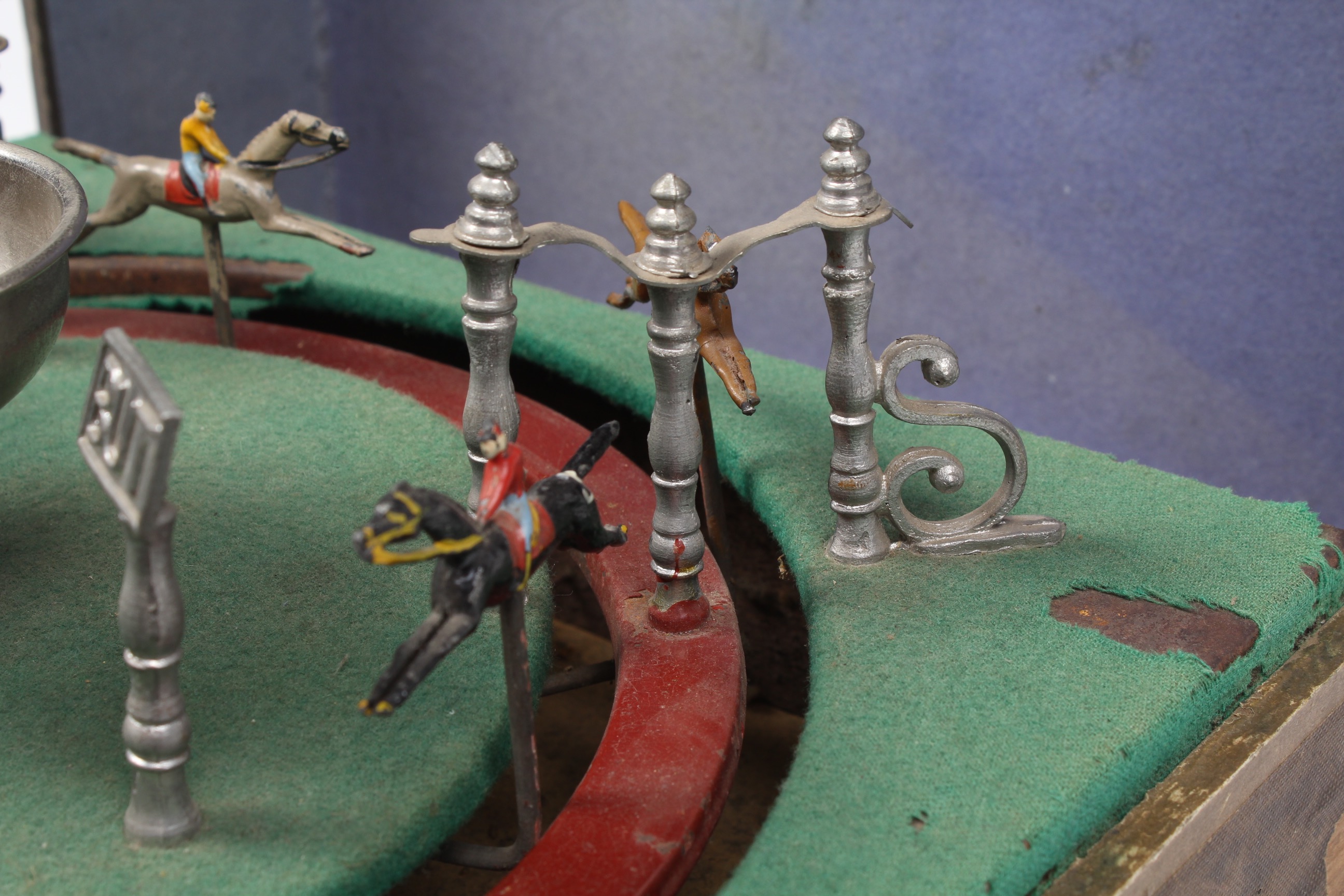 Vintage French Jeu de Course Horse Racing Game