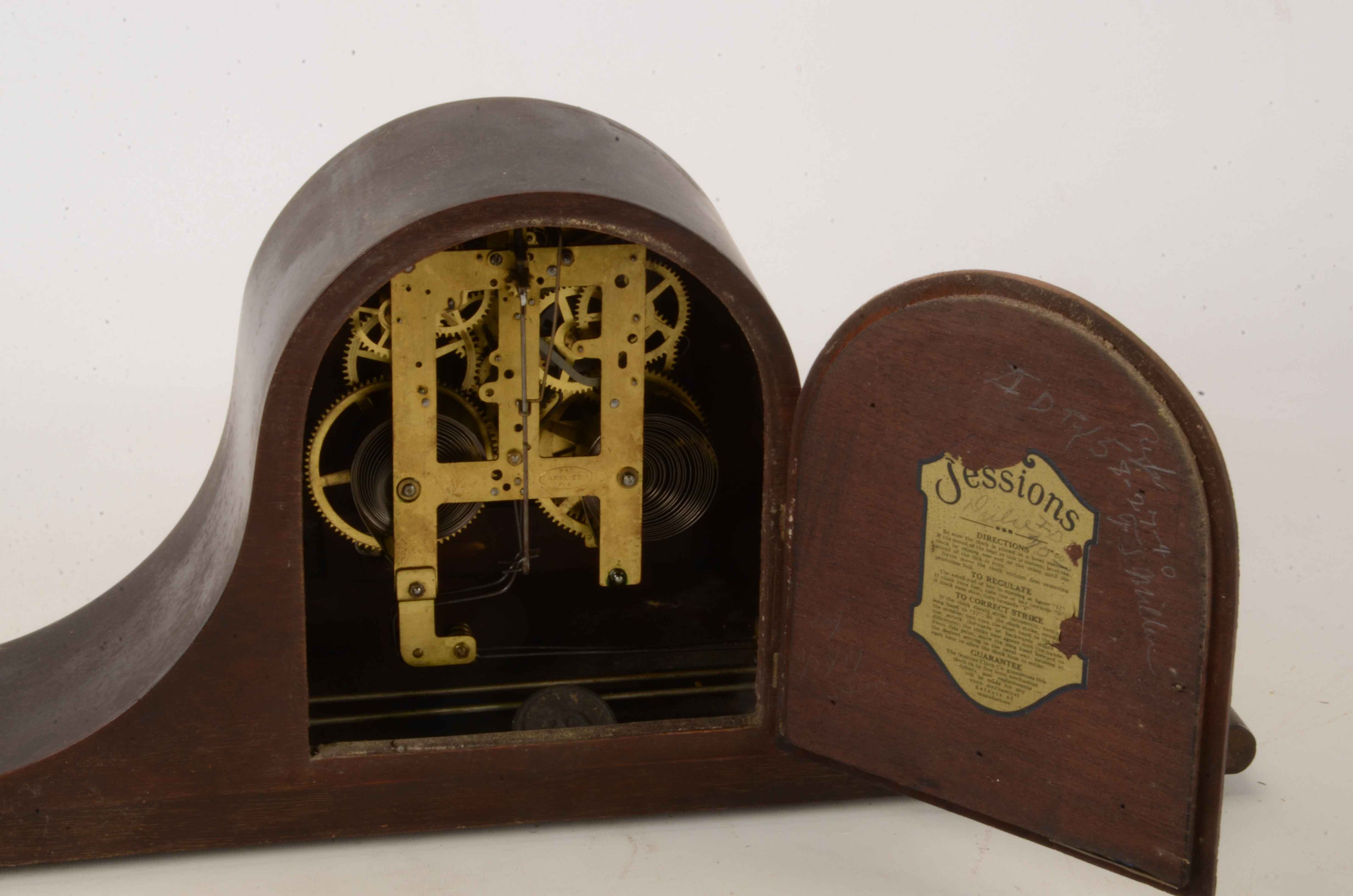 Vintage Sessions "Dulce" Mantel Clock