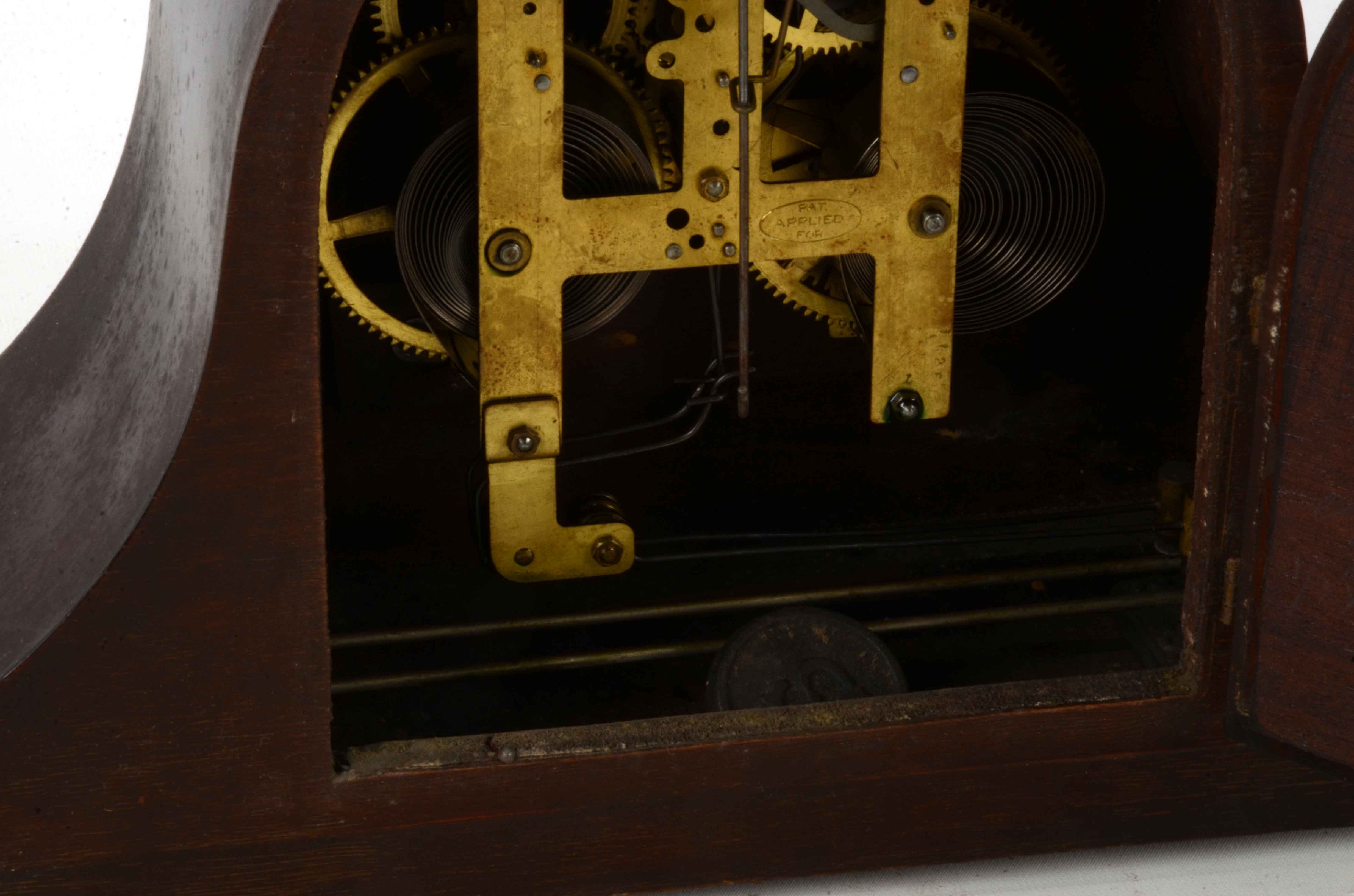 Vintage Sessions "Dulce" Mantel Clock