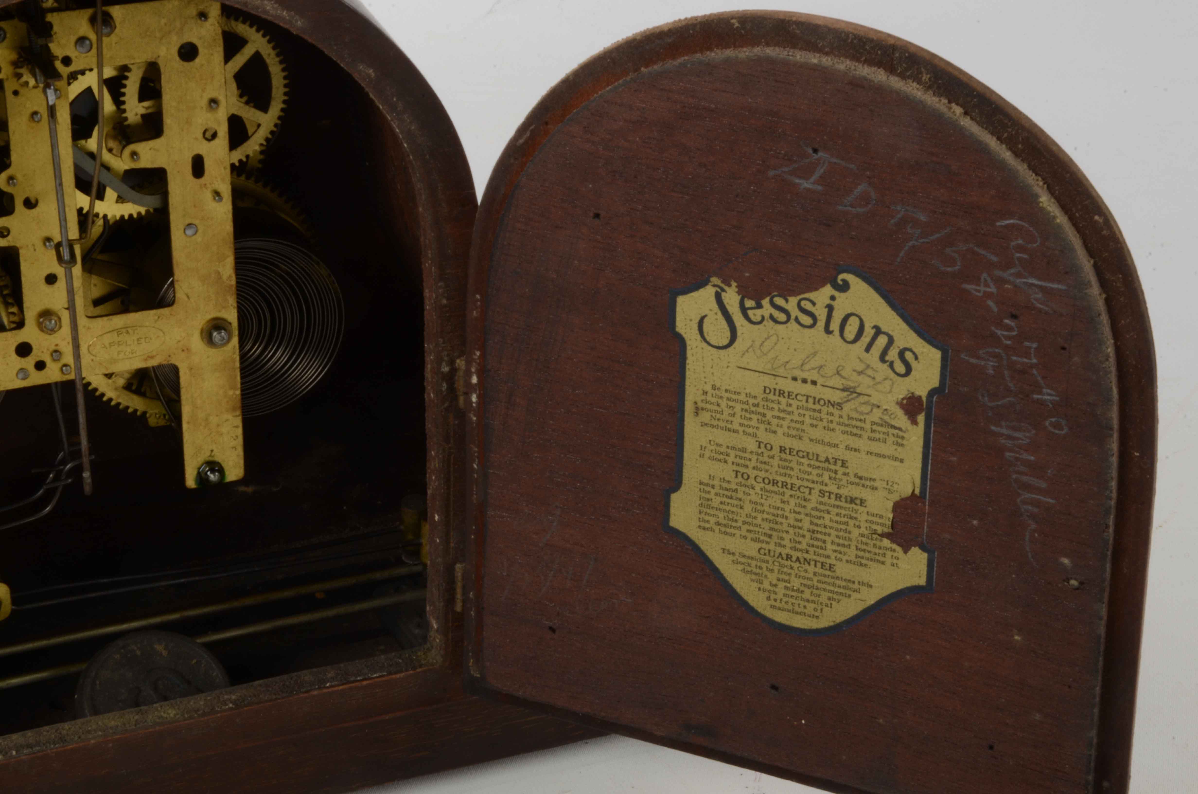 Vintage Sessions "Dulce" Mantel Clock