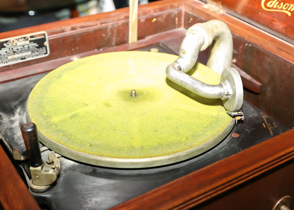 Antique Edison Disc Phonograph