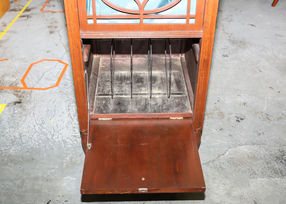 Antique Edison Disc Phonograph