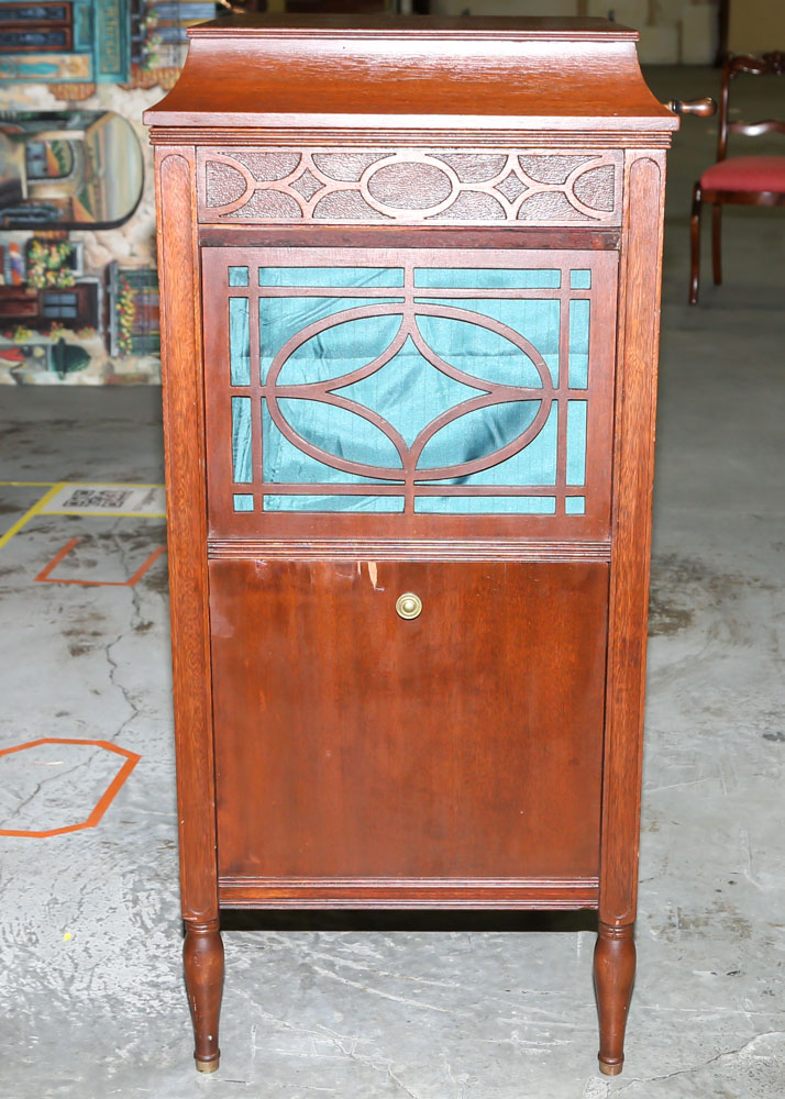 Antique Edison Disc Phonograph