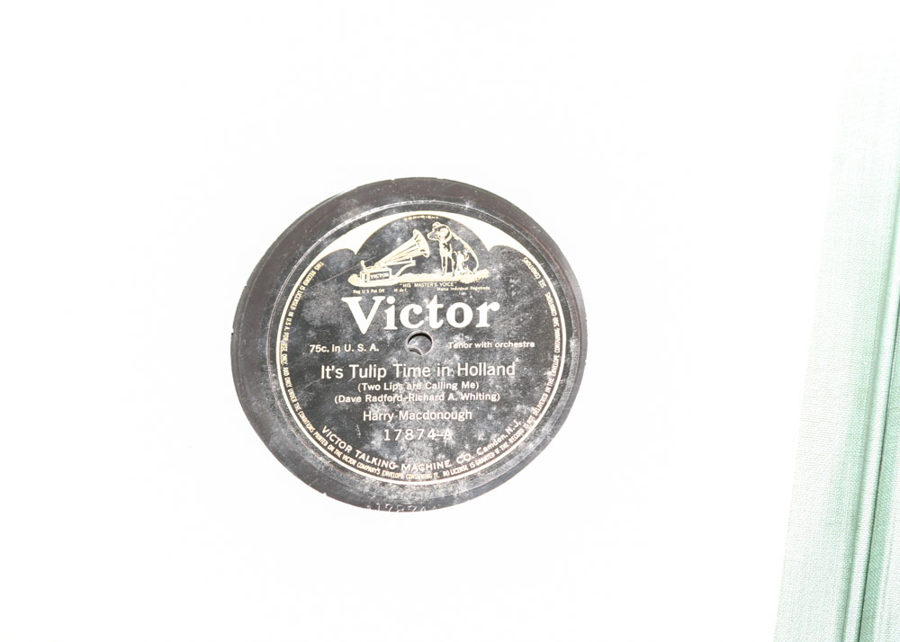 Antique Edison Disc Phonograph