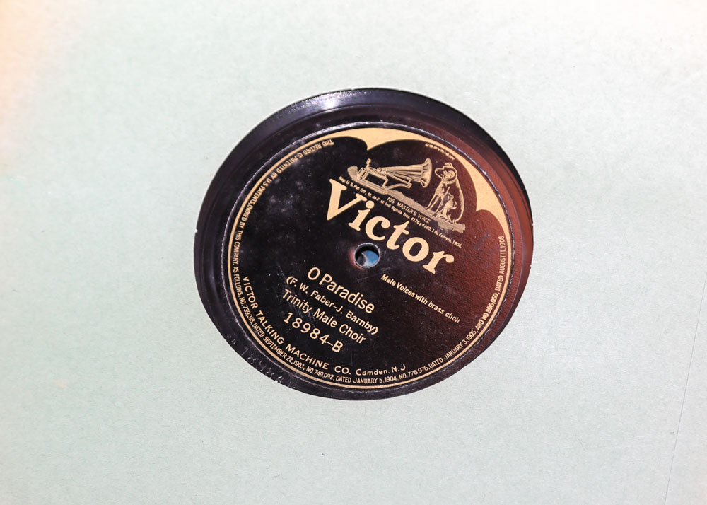 Antique Edison Disc Phonograph