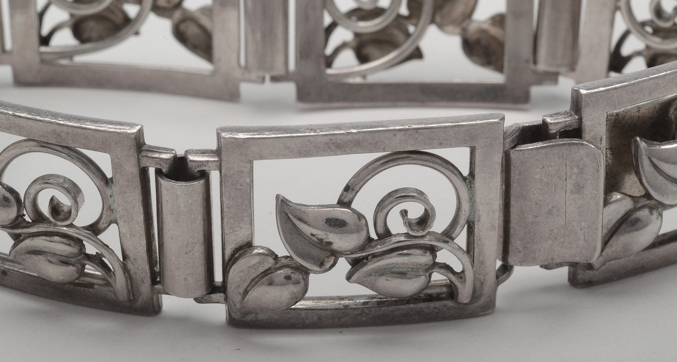 Scandinavian Mid Century Modern Style Sterling Silver Link Panel Bracelet