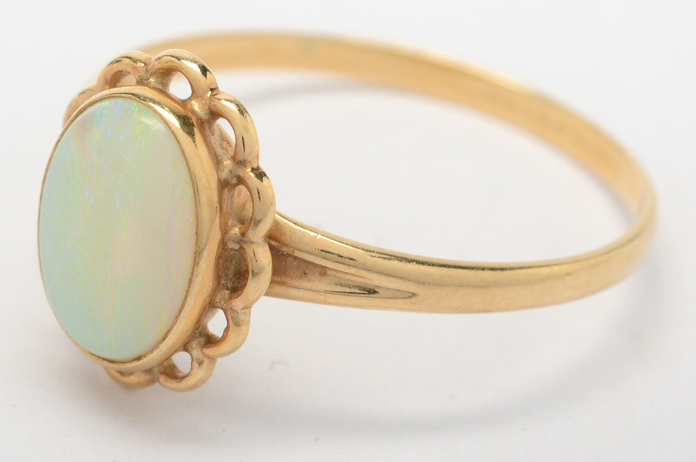 10K Yellow Gold Opal Ring