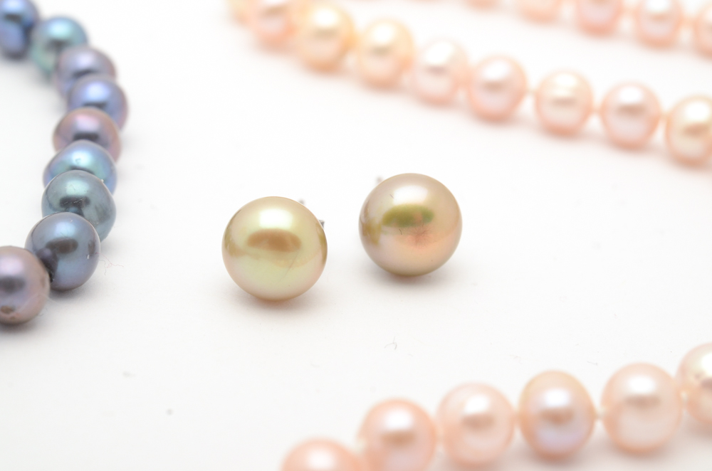 Cultured Freshwater Pearl Necklaces and Earrings
