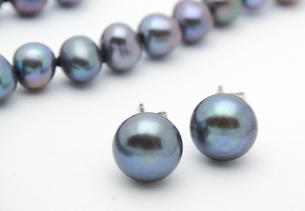 Cultured Freshwater Pearl Necklaces and Earrings