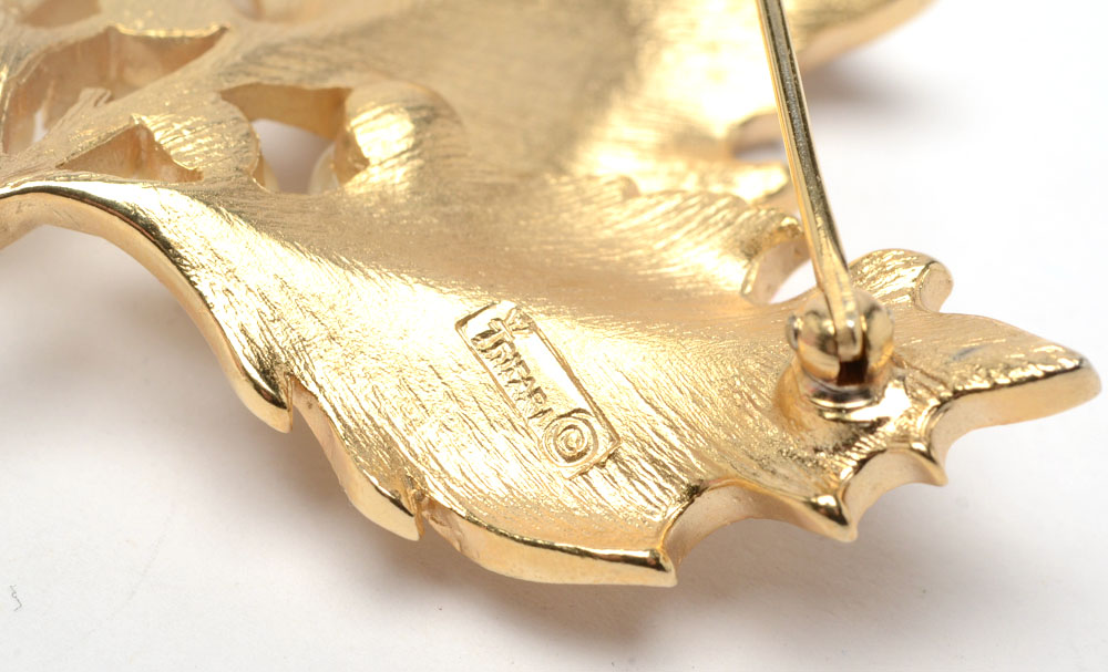 Crown Trifari Gold Tone Turtle and Leaf Pin