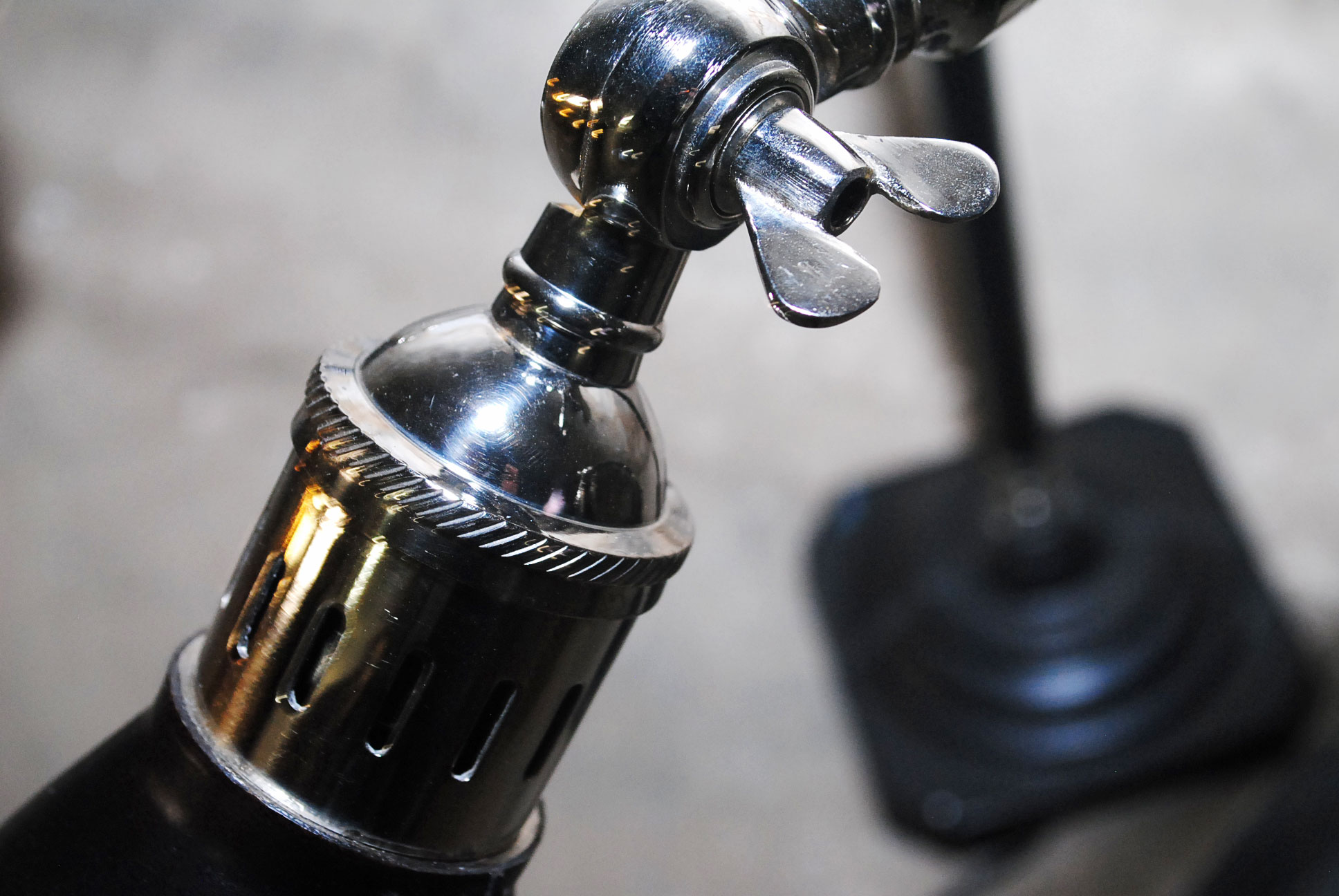 Contemporary Gooseneck Desk Lamps