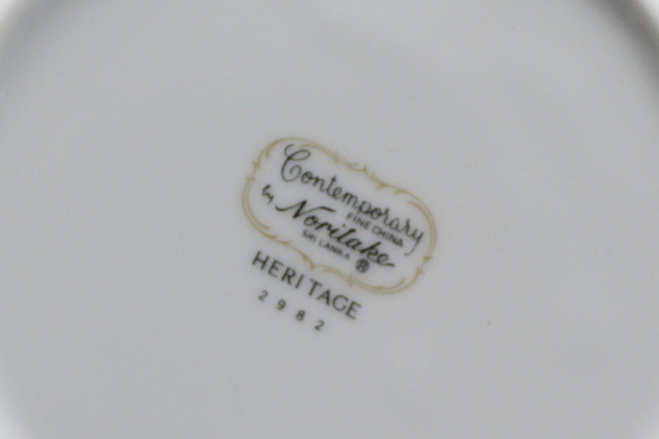 Contemporary Noritake "Heritage" Dinnerware