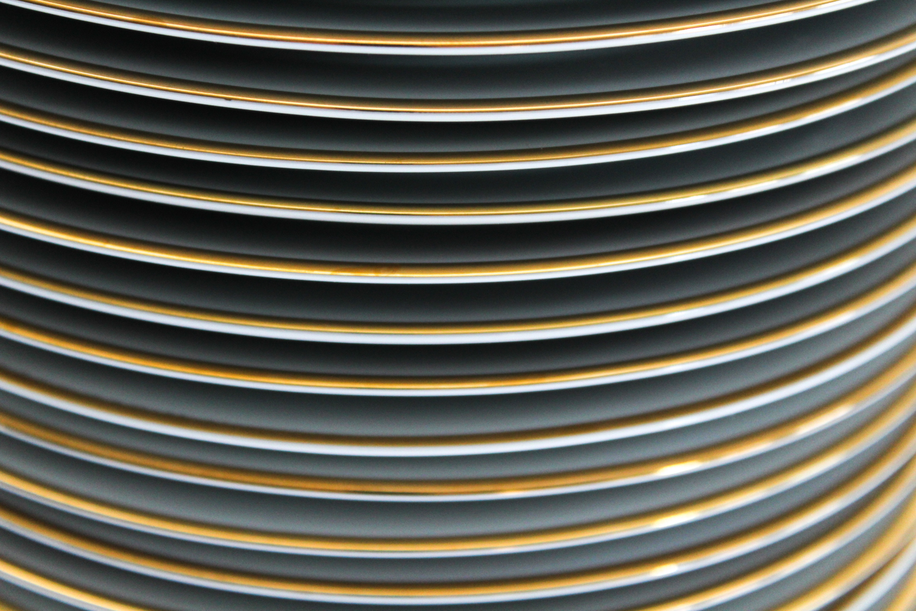 Contemporary Noritake "Heritage" Dinnerware