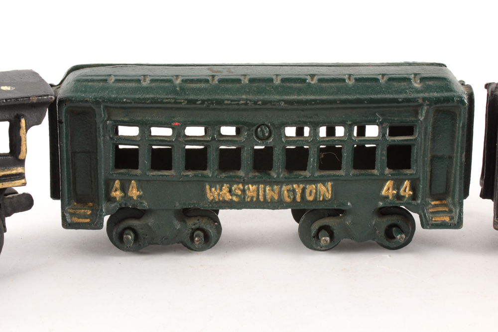 Cast Iron P.R.R. Washington 44 Train Set and Cars