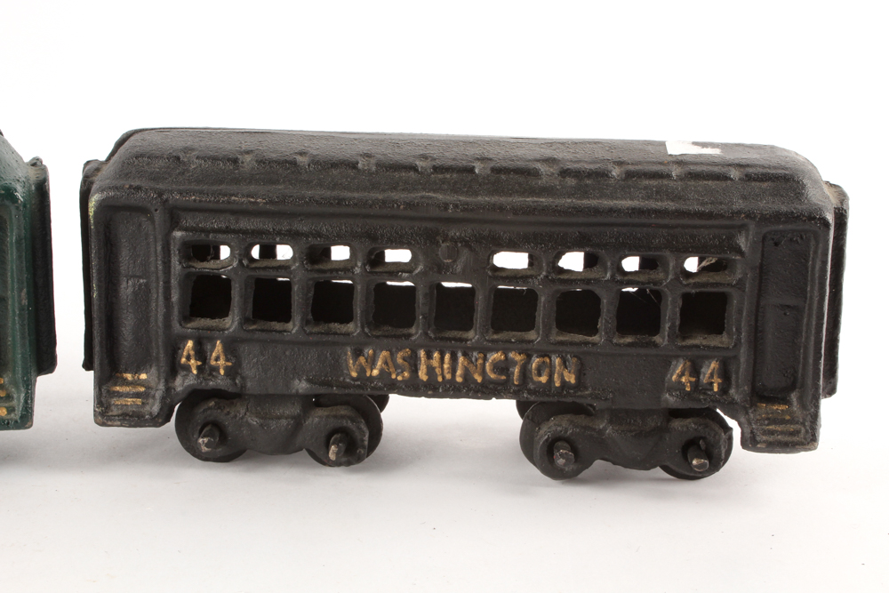 Cast Iron P.R.R. Washington 44 Train Set and Cars