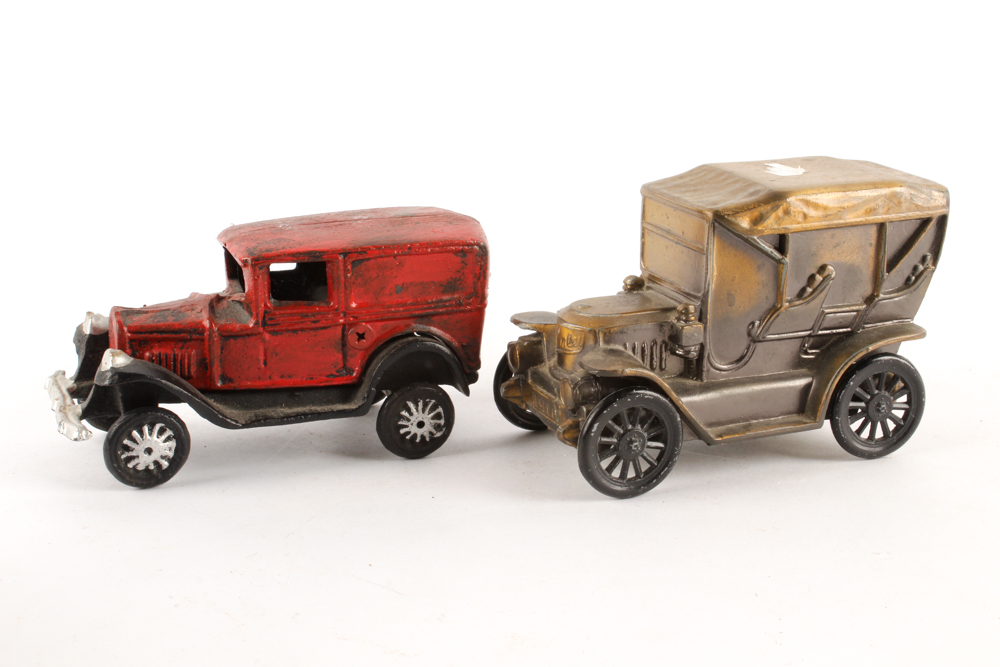 Cast Iron P.R.R. Washington 44 Train Set and Cars