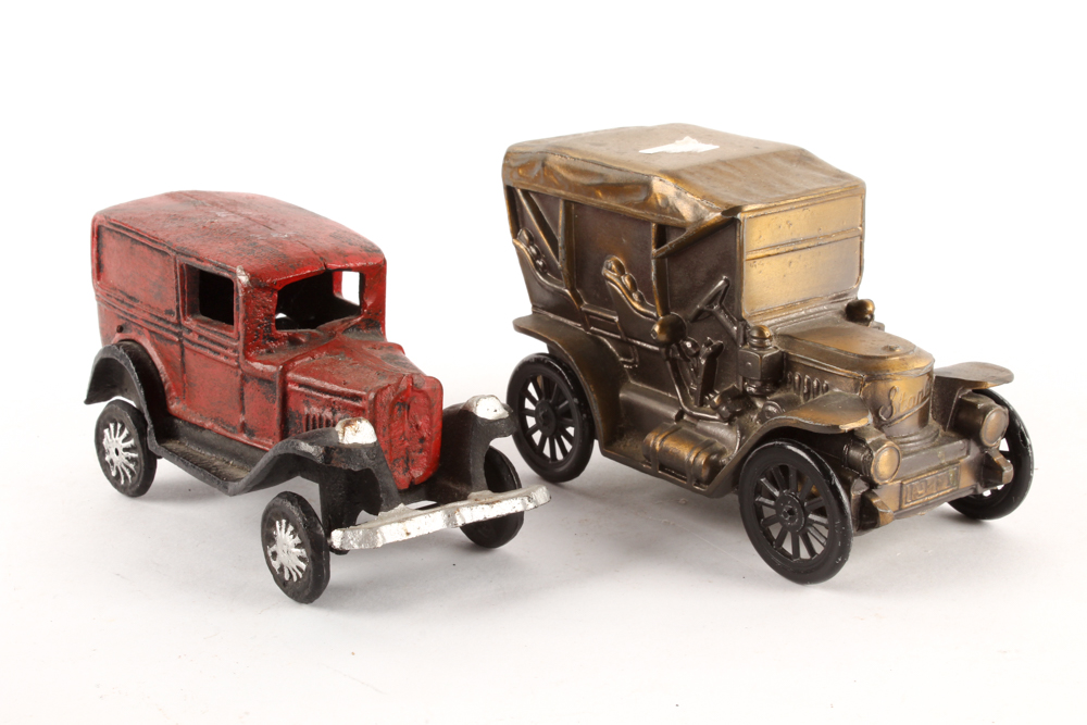 Cast Iron P.R.R. Washington 44 Train Set and Cars