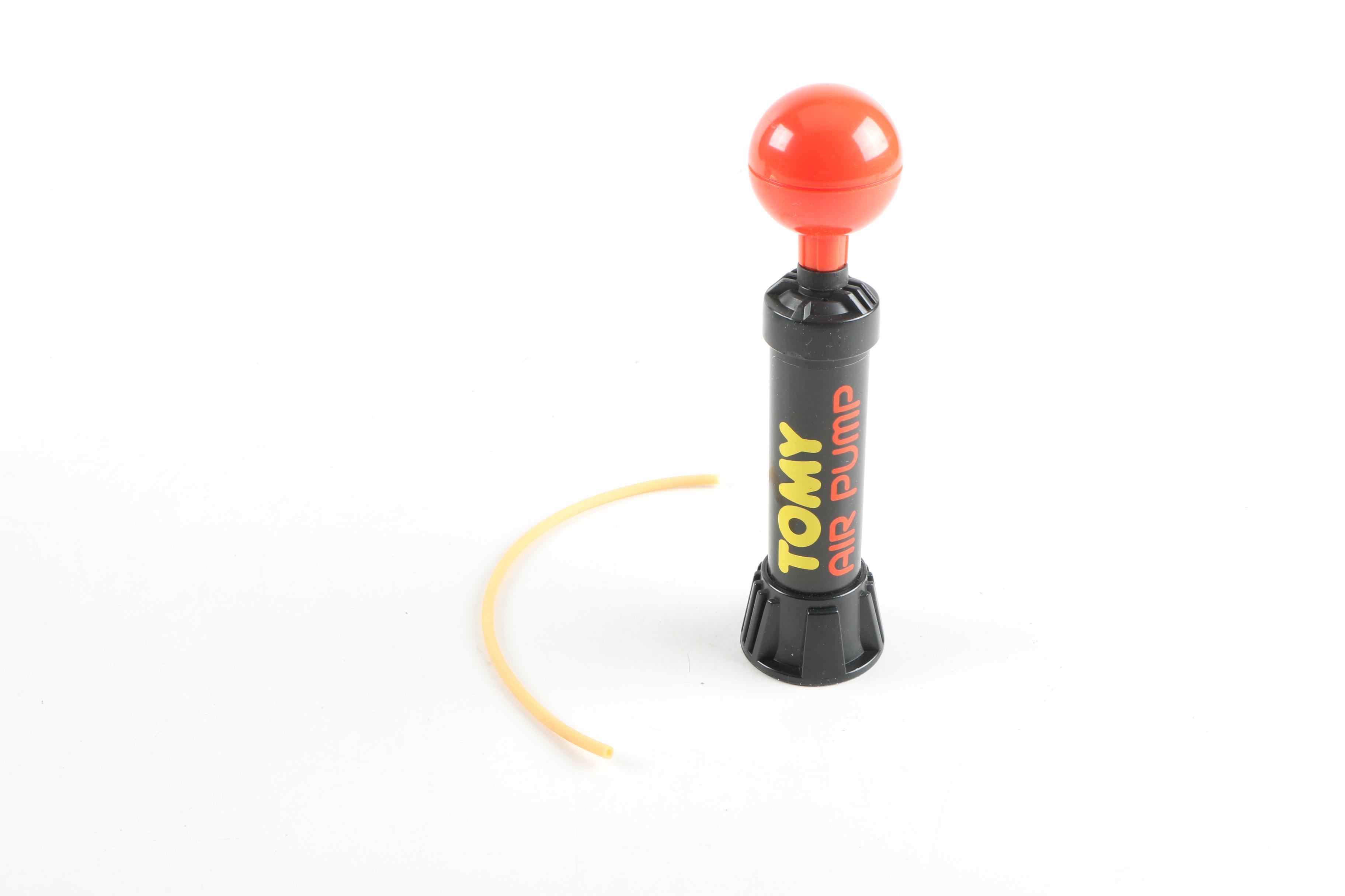 Tomy Corp Space Pets "High-Hopping Hoomdorm"