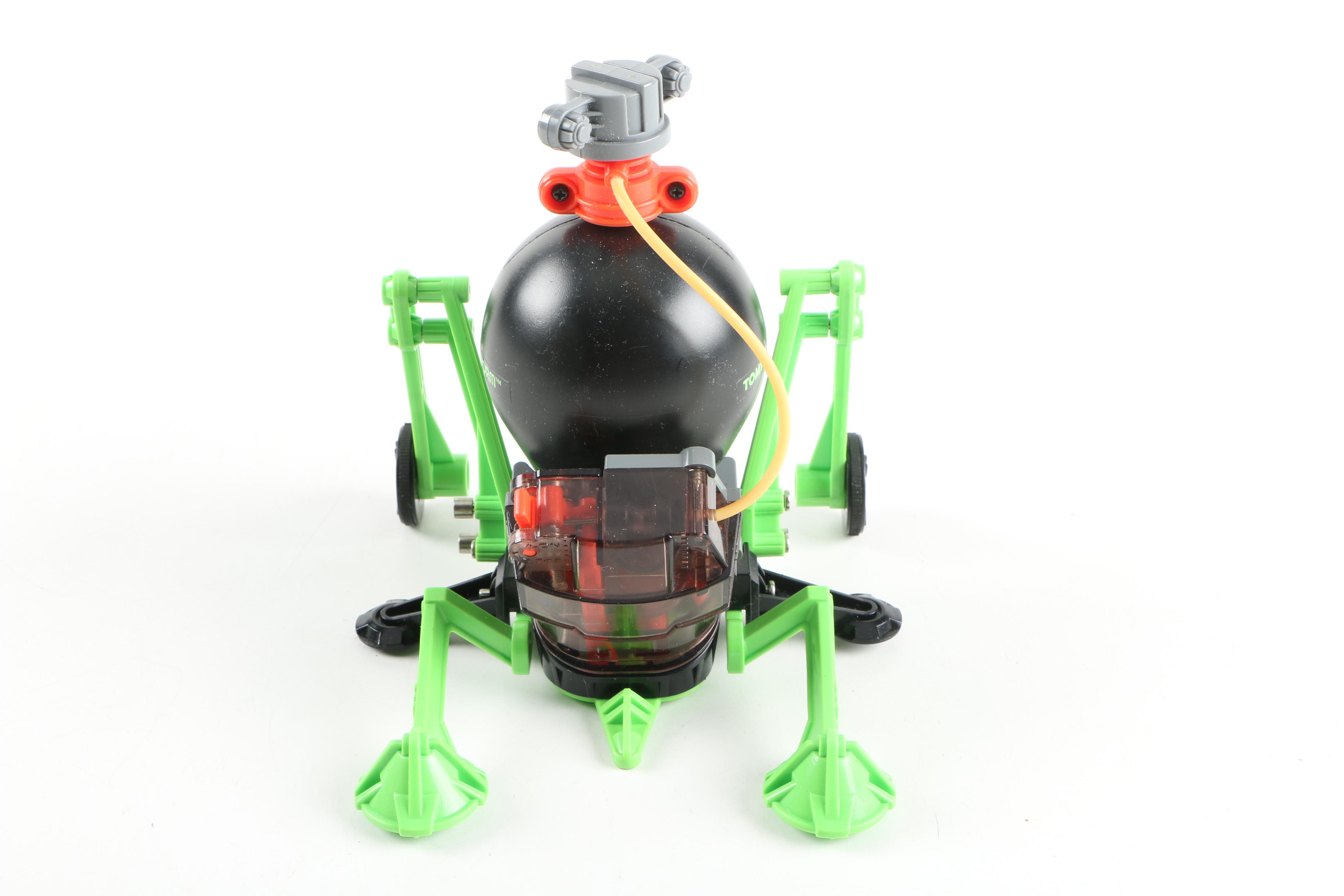 Tomy Corp Space Pets "High-Hopping Hoomdorm"