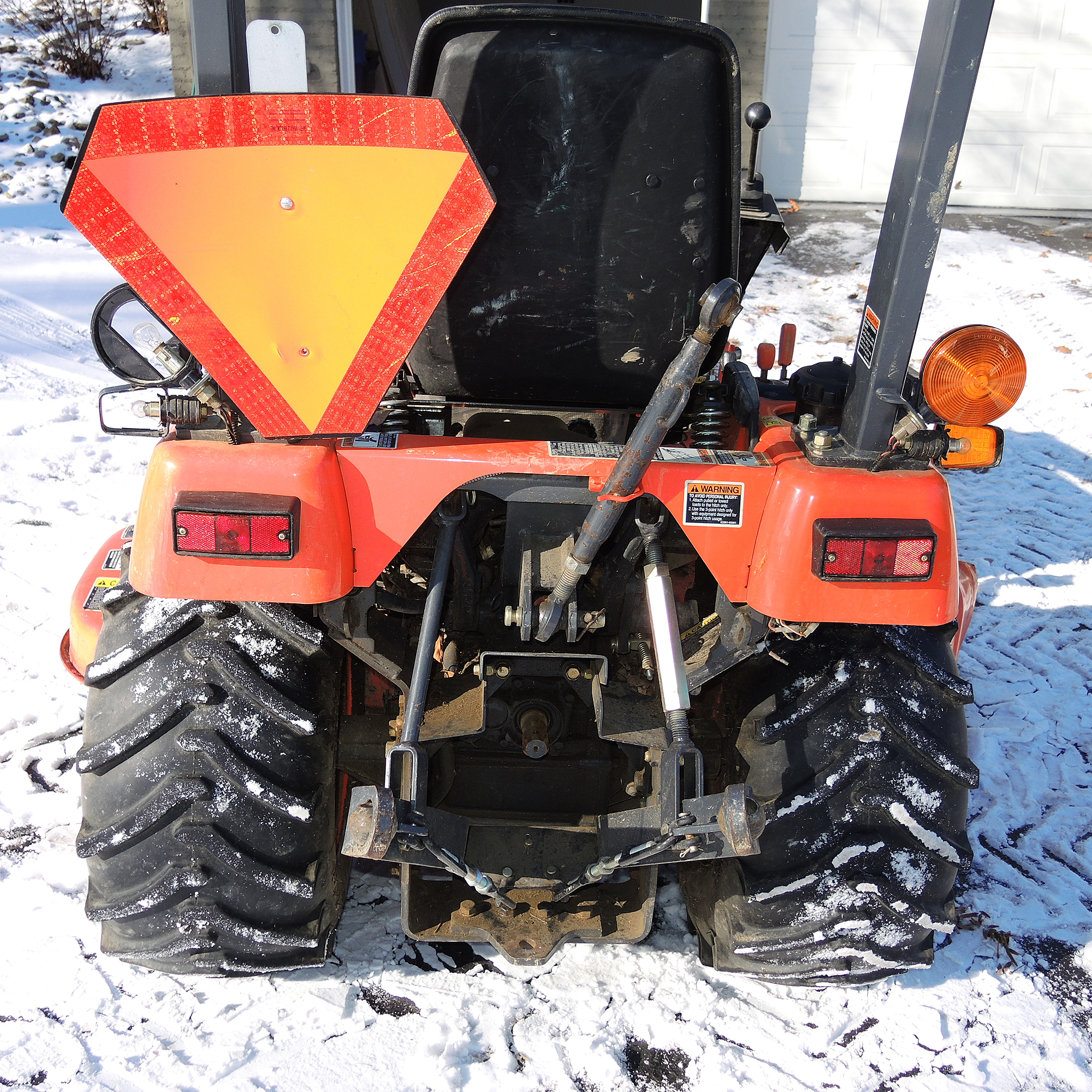 Kubota BX2230 Tractor with Front End Loader