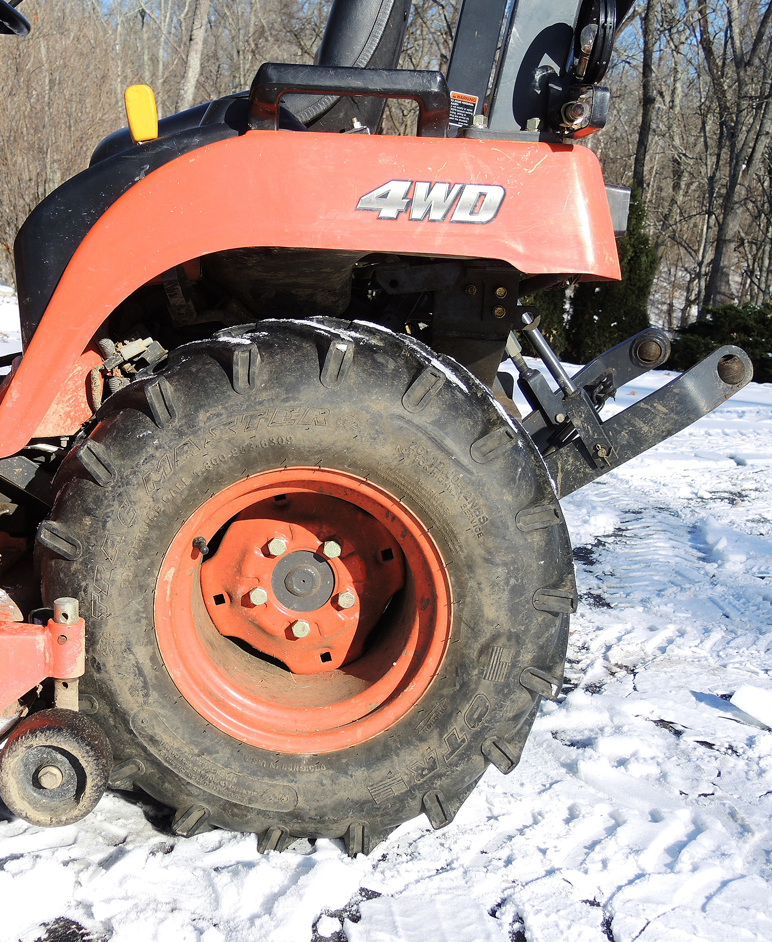 Kubota BX2230 Tractor with Front End Loader