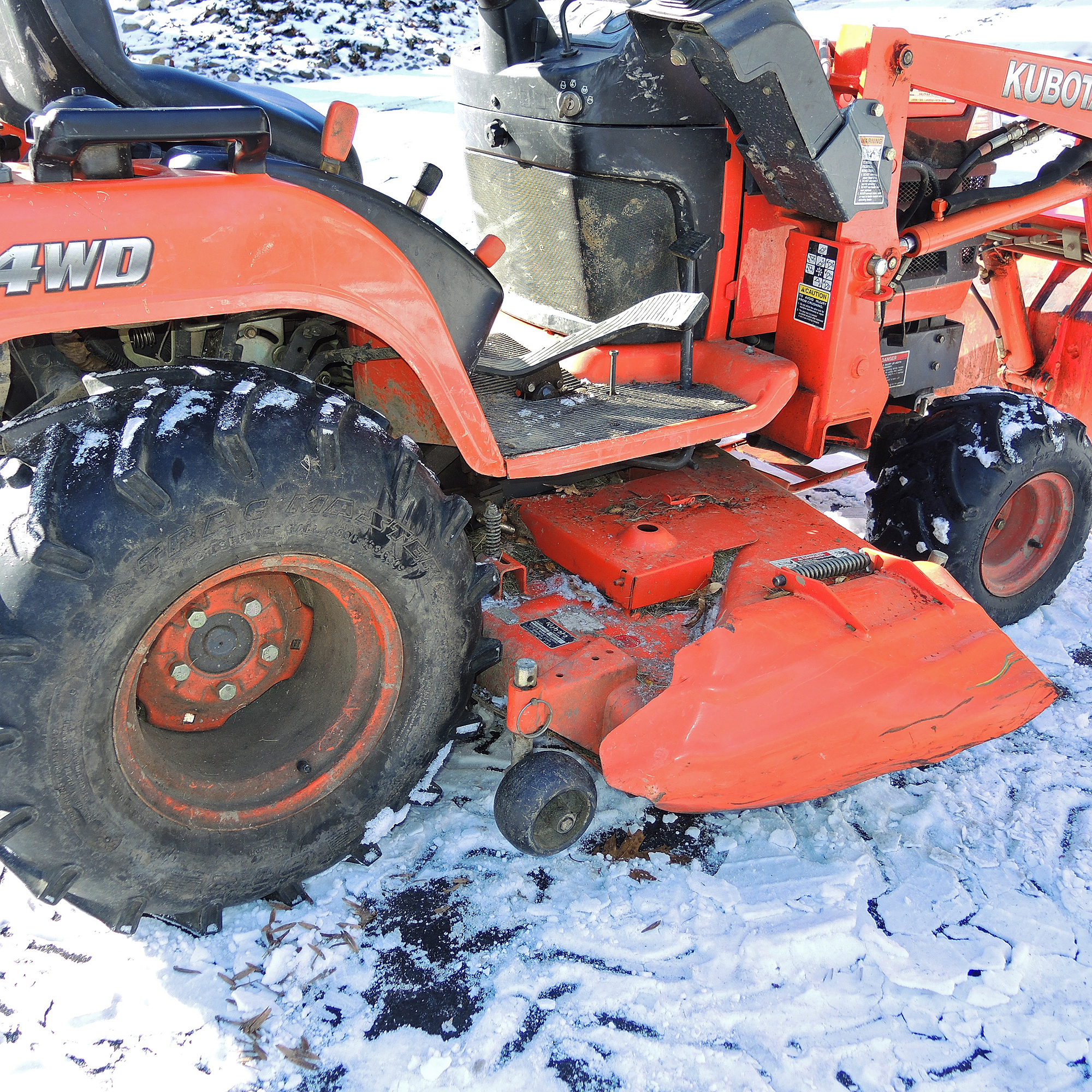 Kubota BX2230 Tractor with Front End Loader