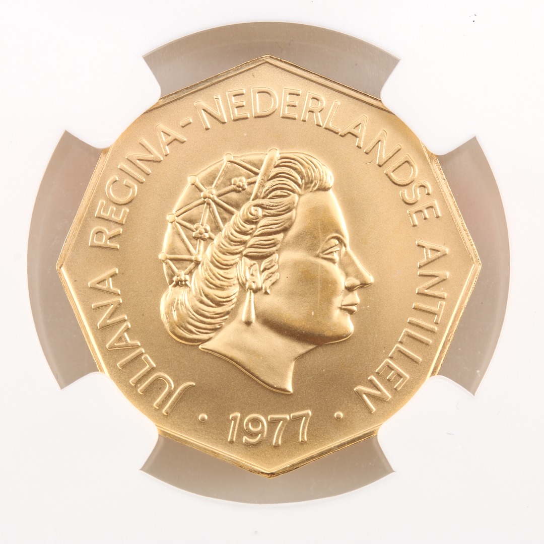 Encapsulated 1977 Netherlands Antilles 200 Gulden Commemorative Gold Coin