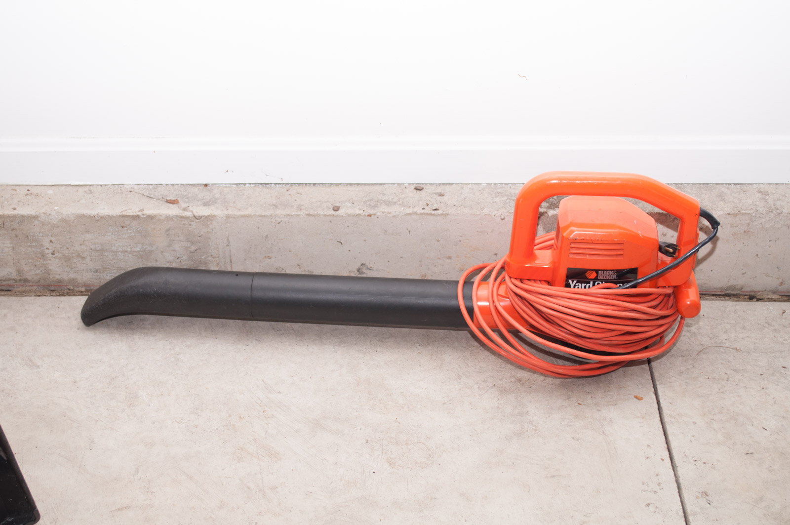Lawn Tools Including a Wet/Dry Vacuum and Leaf Blower
