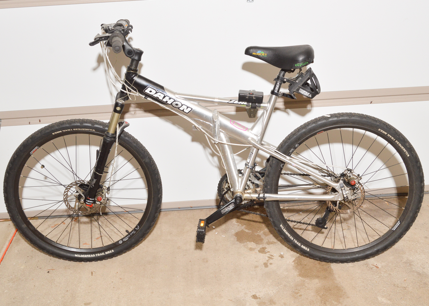 Dahon "Zero-G" Folding Bicycle