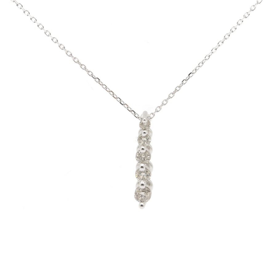 10K White Gold Diamond Pendant Necklace