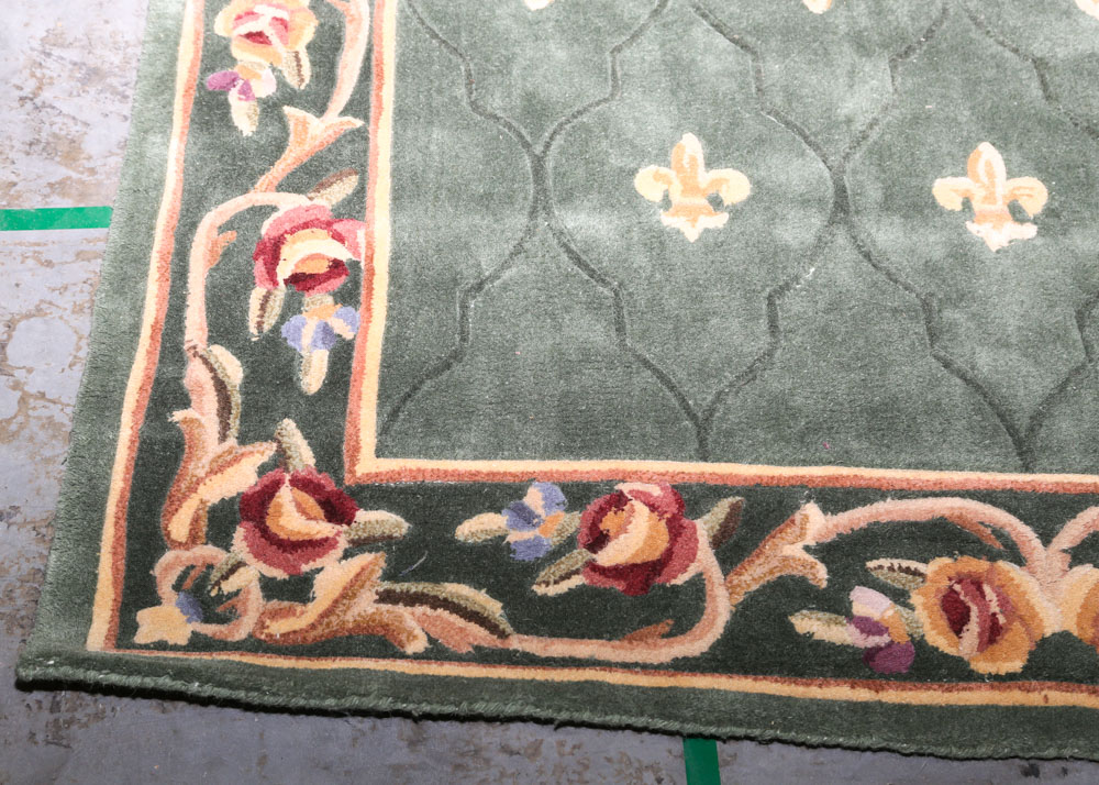 Royal Palace Tufted Wool Area Rug