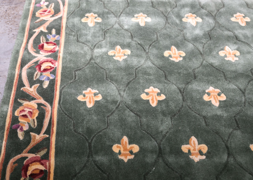 Royal Palace Tufted Wool Area Rug