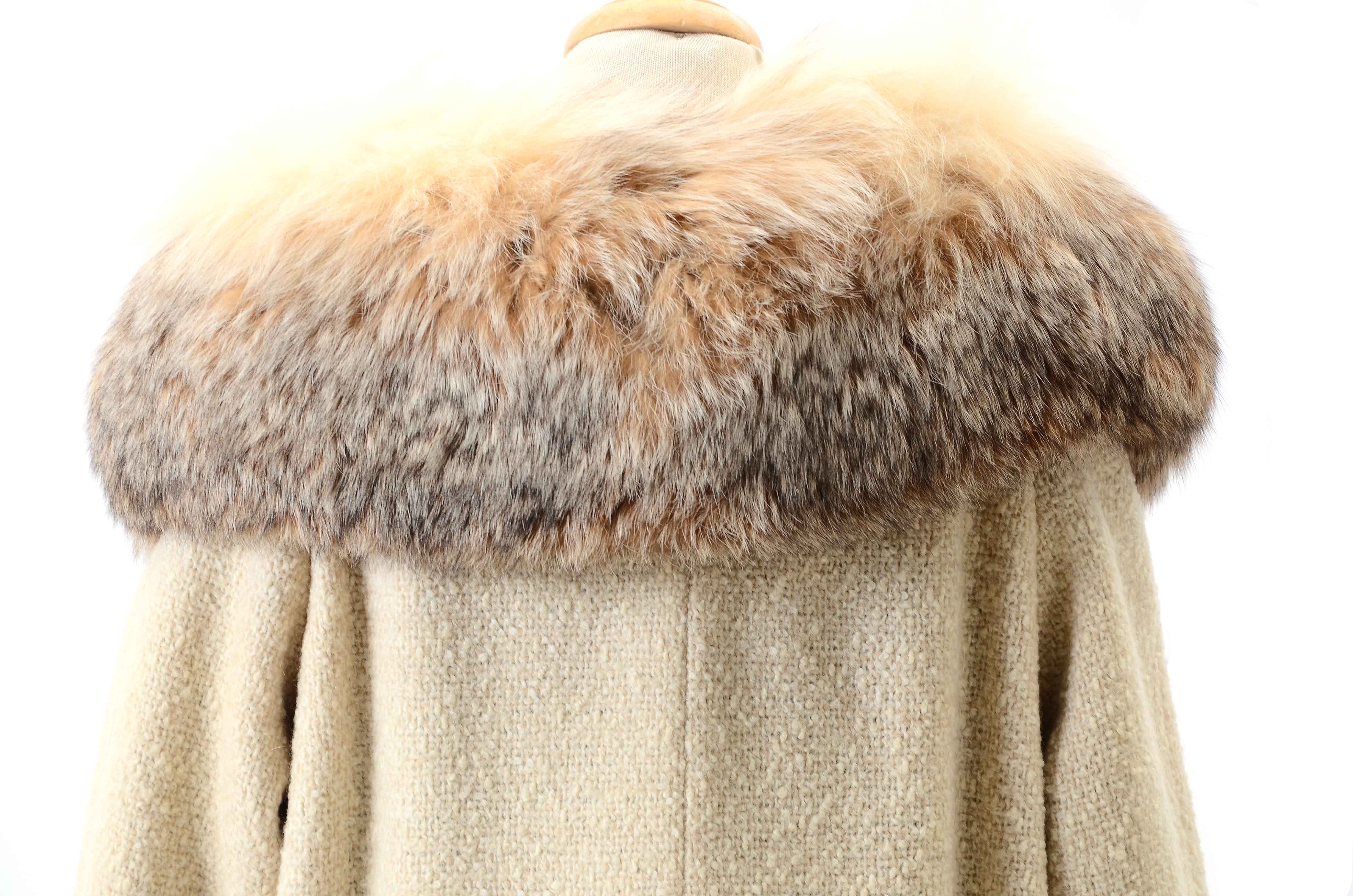 Women's 1960s Vintage Wool Coat with Fox Collar