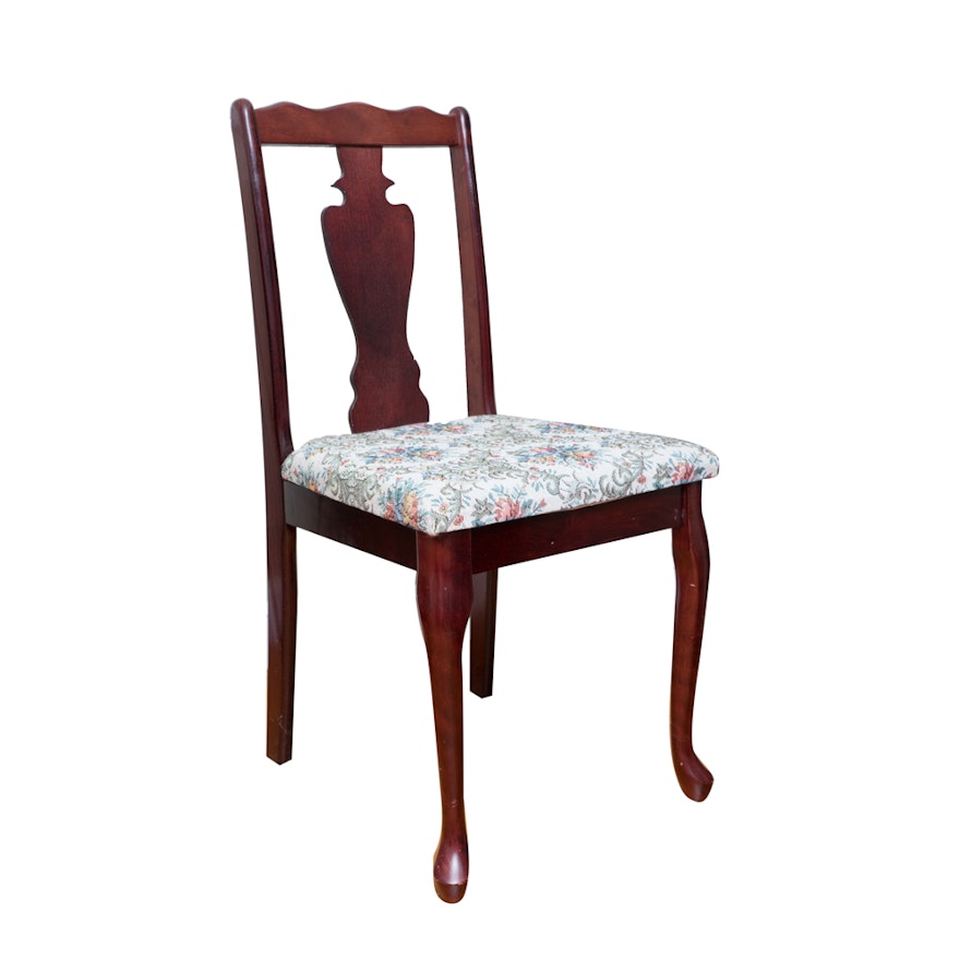 Queen Anne Style Accent Chair