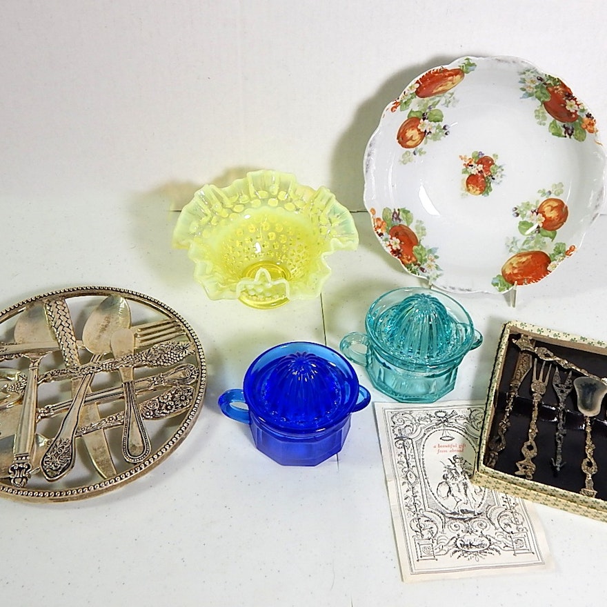 Assorted Tableware Collectibles