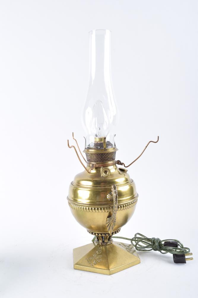 Antique Parlor Table Lamp