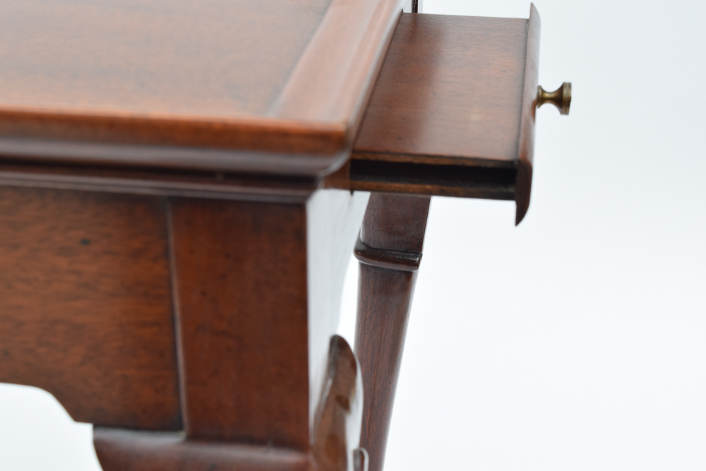 Vintage Queen Anne Style Tea Table