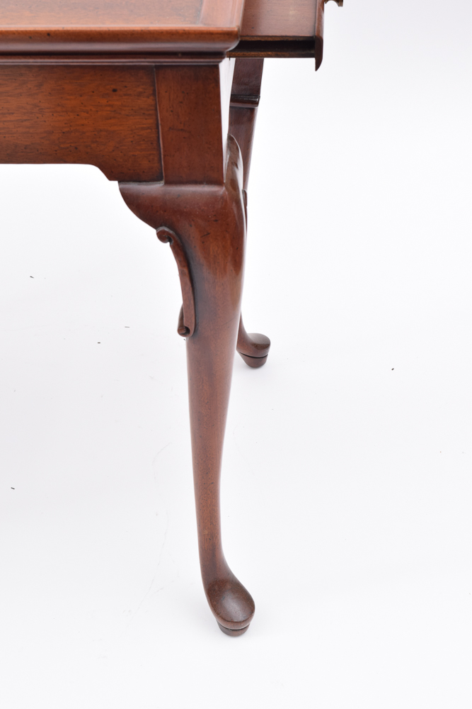 Vintage Queen Anne Style Tea Table