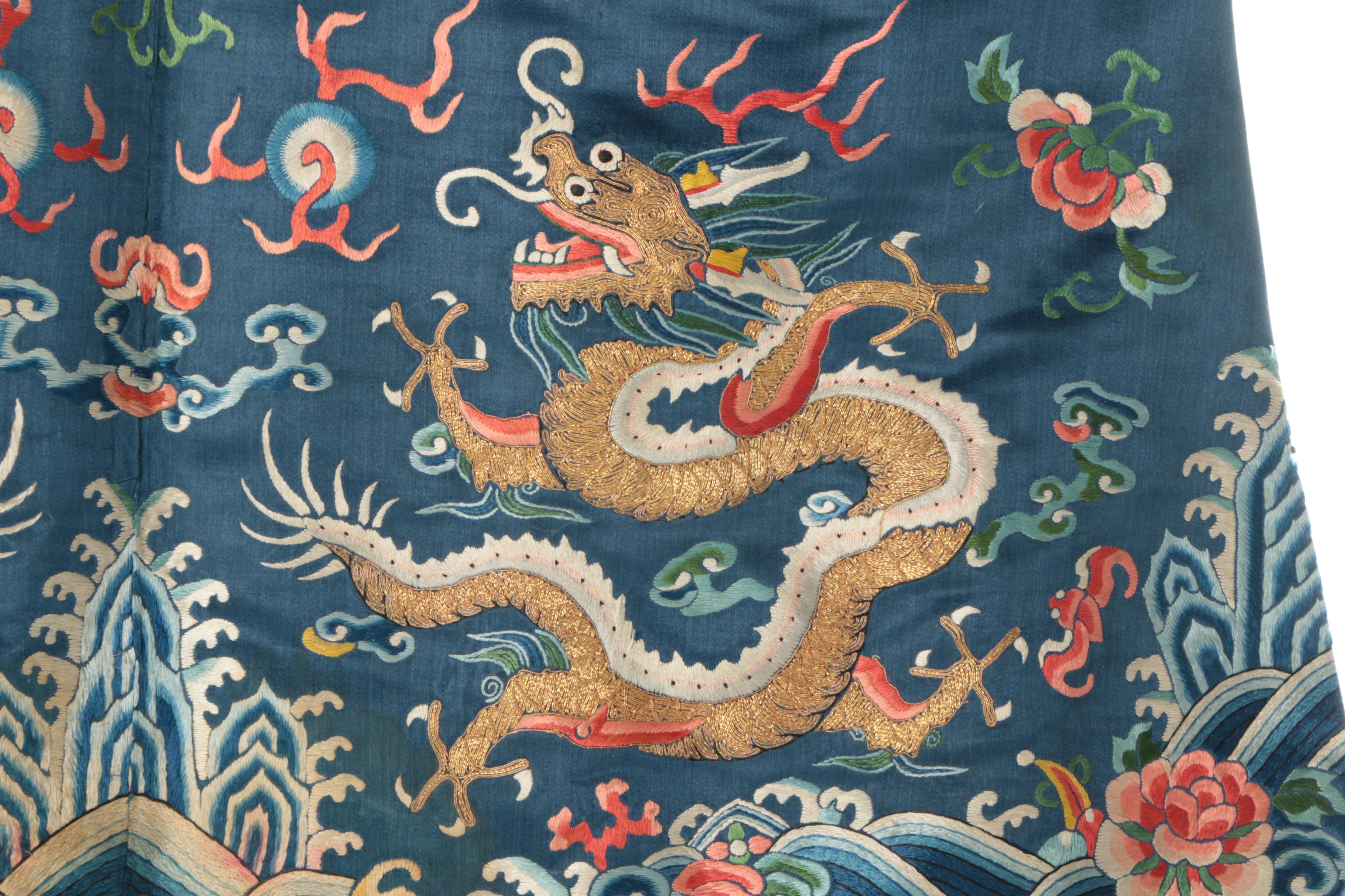 Women's Late Qing Dynasty Chinese Hand-Embroidered Silk Dragon Robe