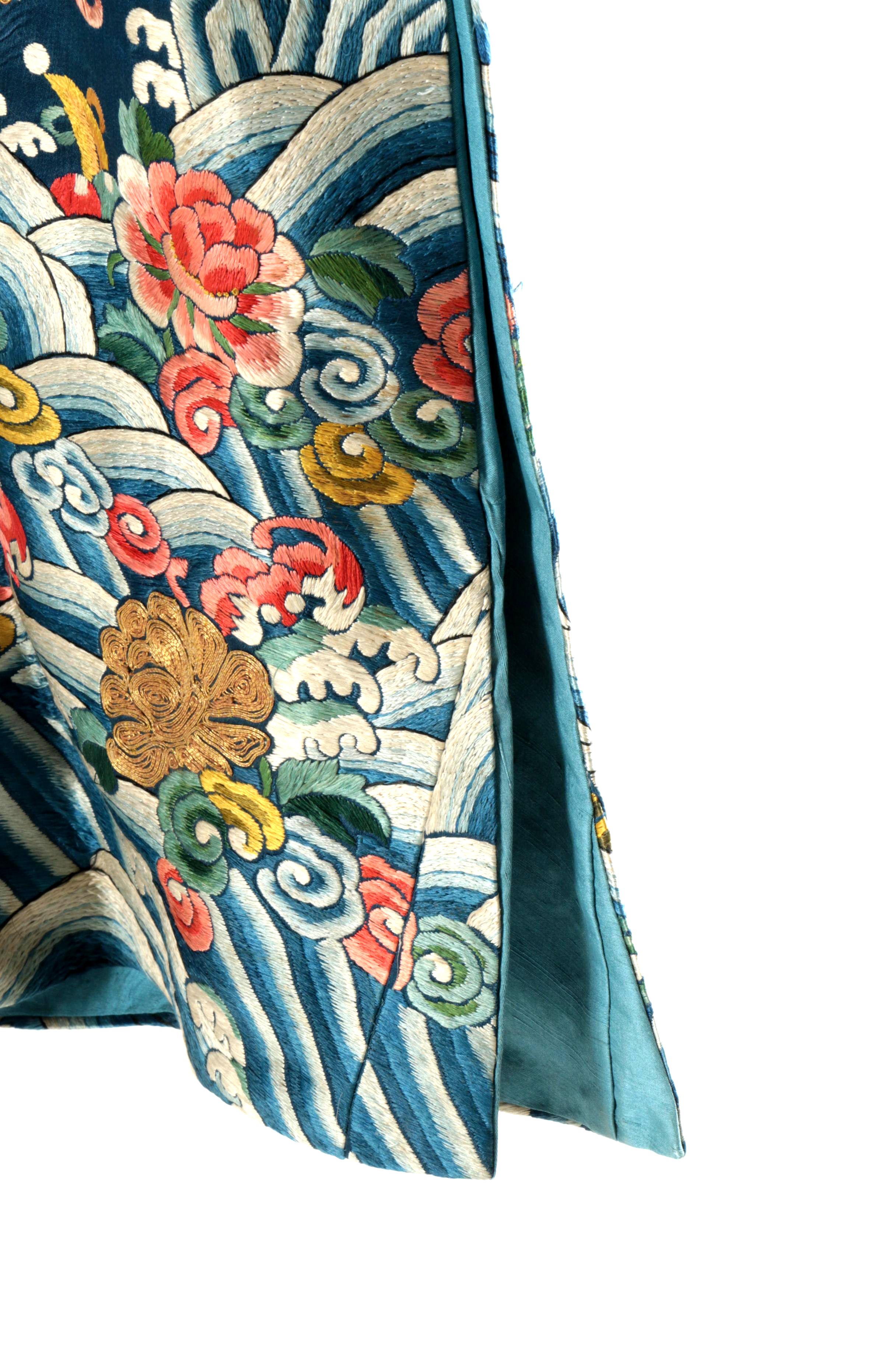 Women's Late Qing Dynasty Chinese Hand-Embroidered Silk Dragon Robe