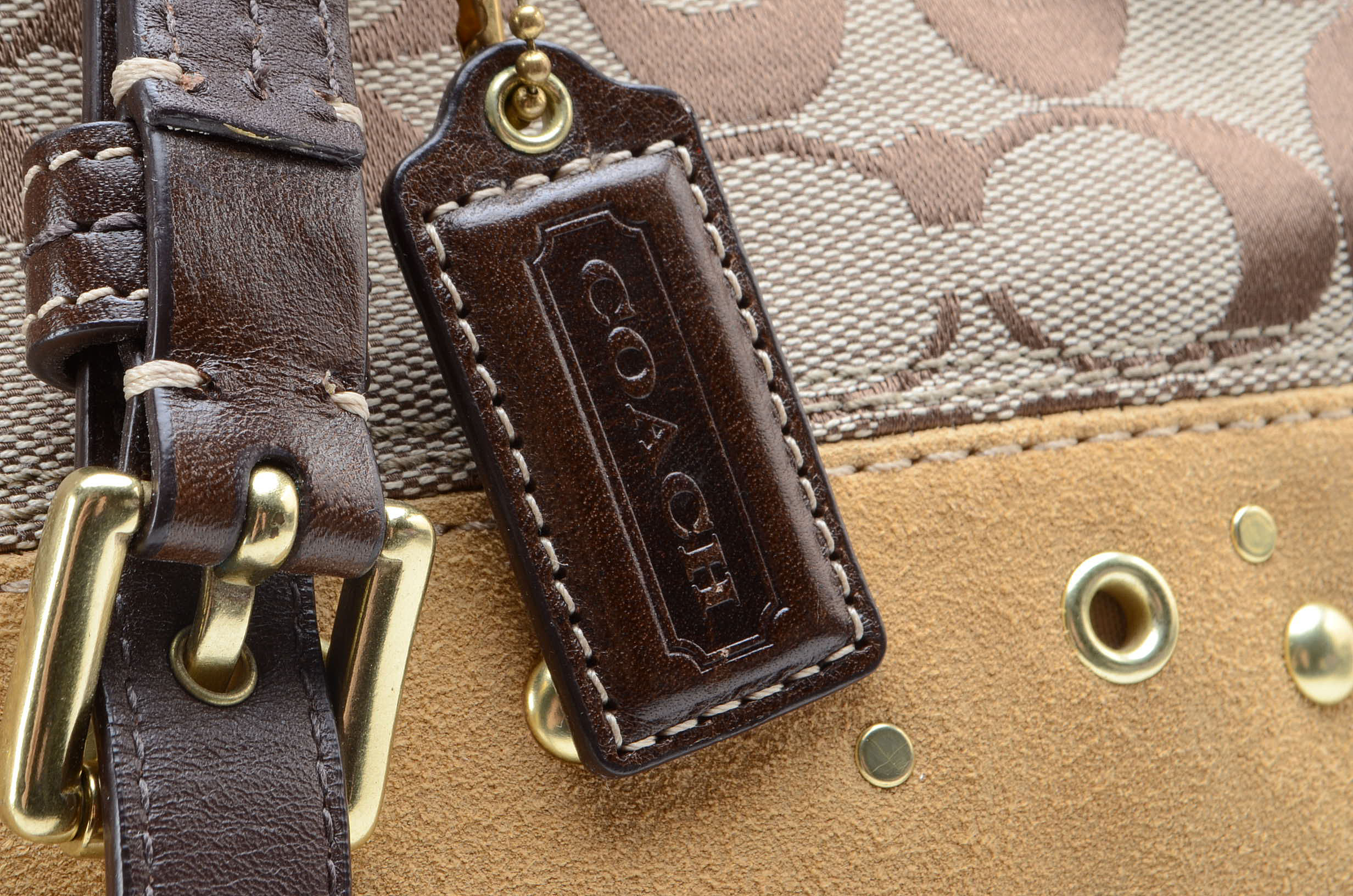 2008 Coach Signature Tote