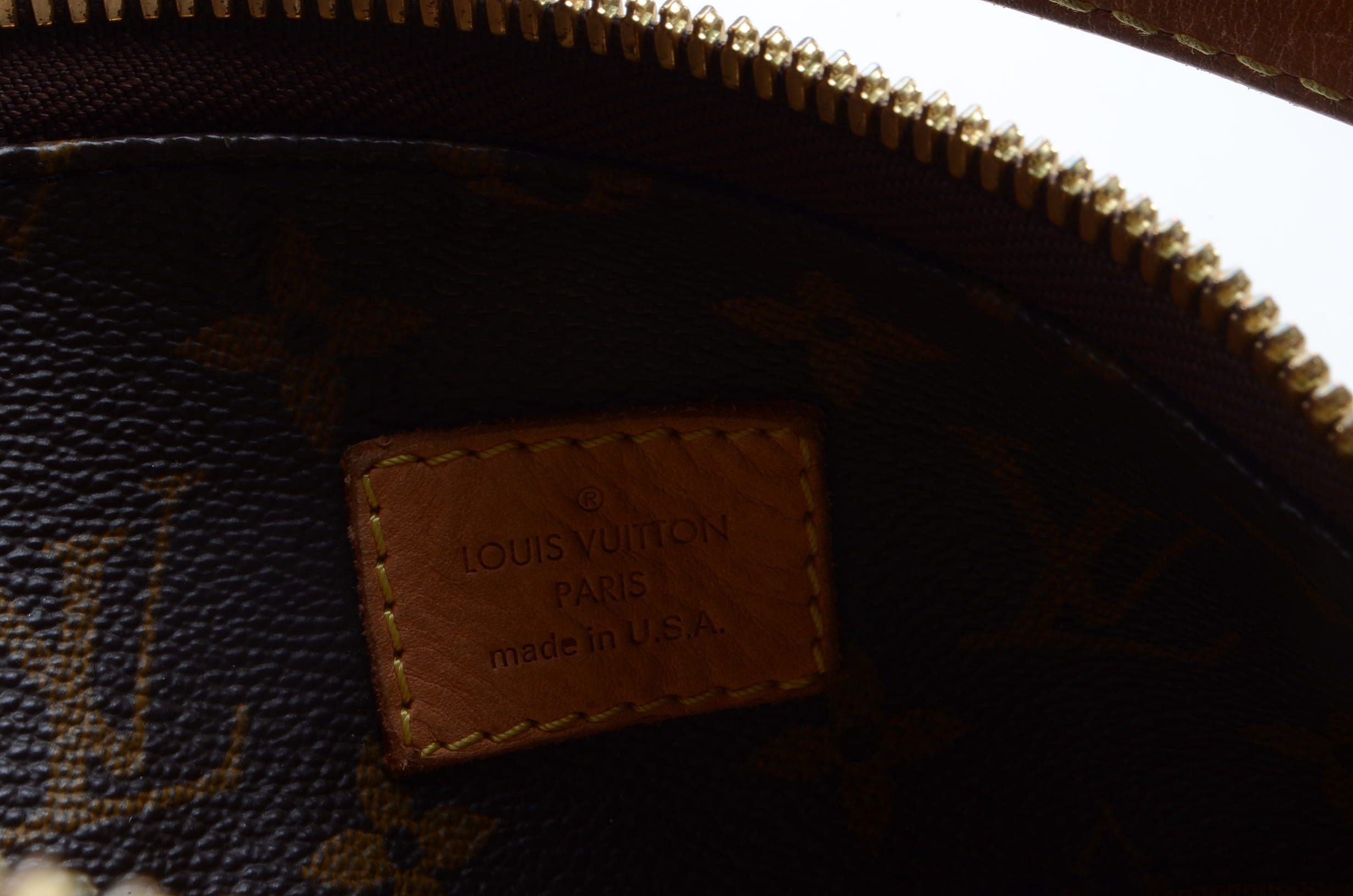 Louis Vuitton Sully PM Handbag