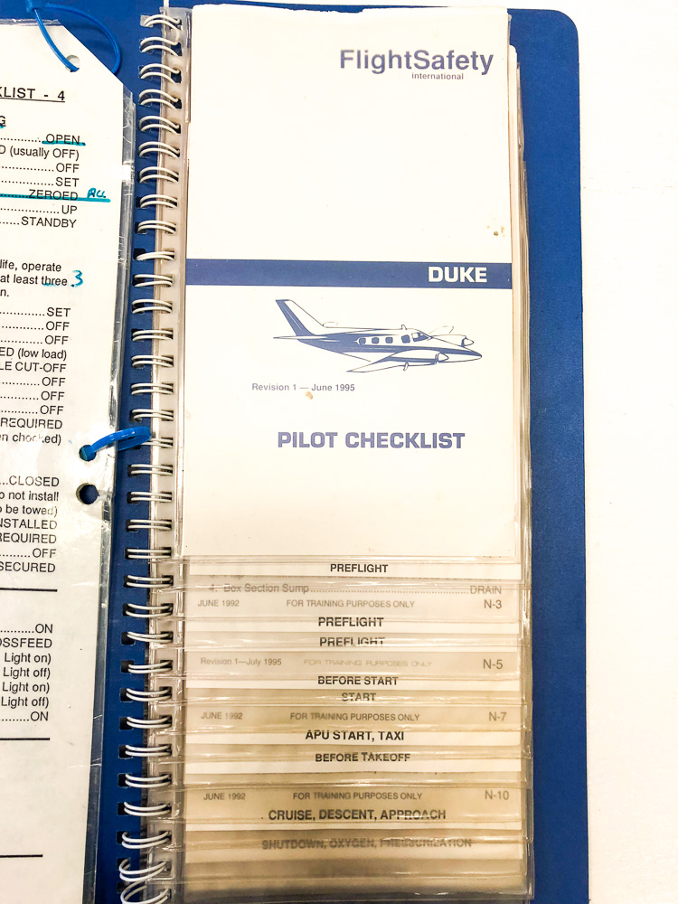 1978 Beechcraft Duke B60 Airplane