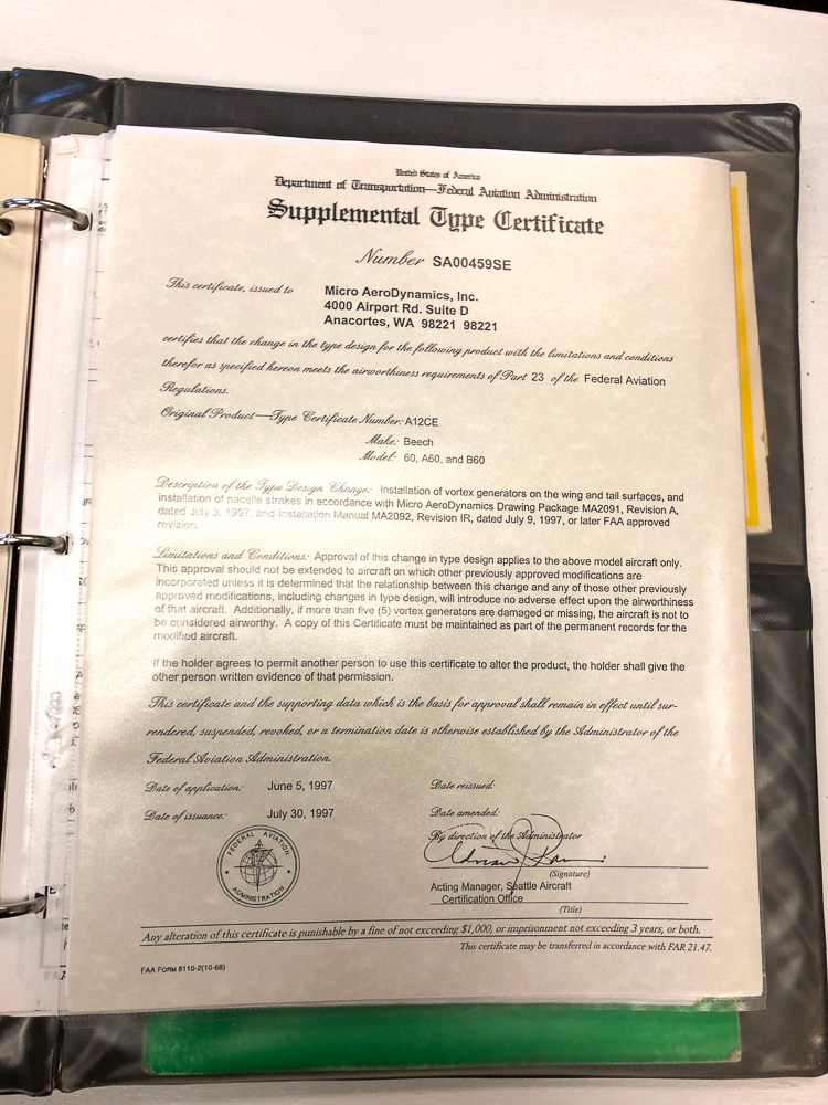 1978 Beechcraft Duke B60 Airplane