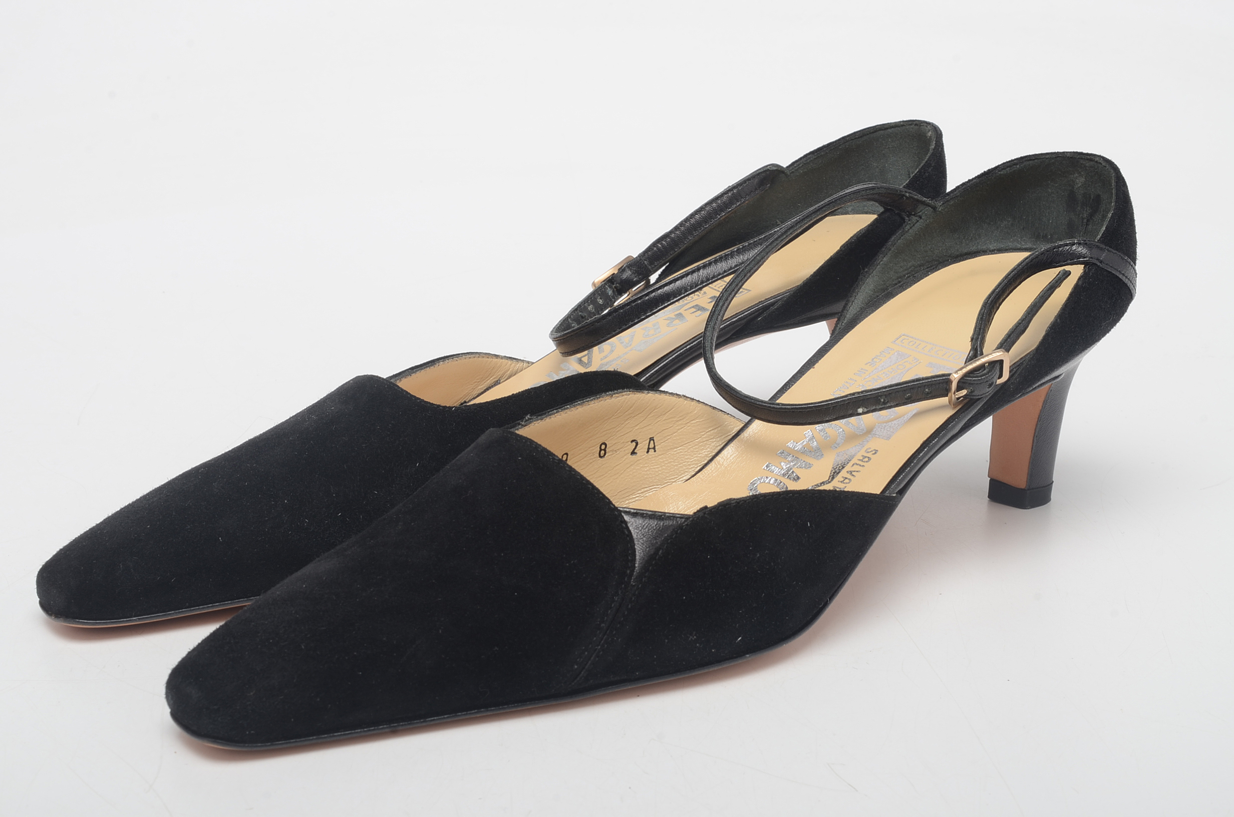 Vintage Ferragamo Slingback Pumps