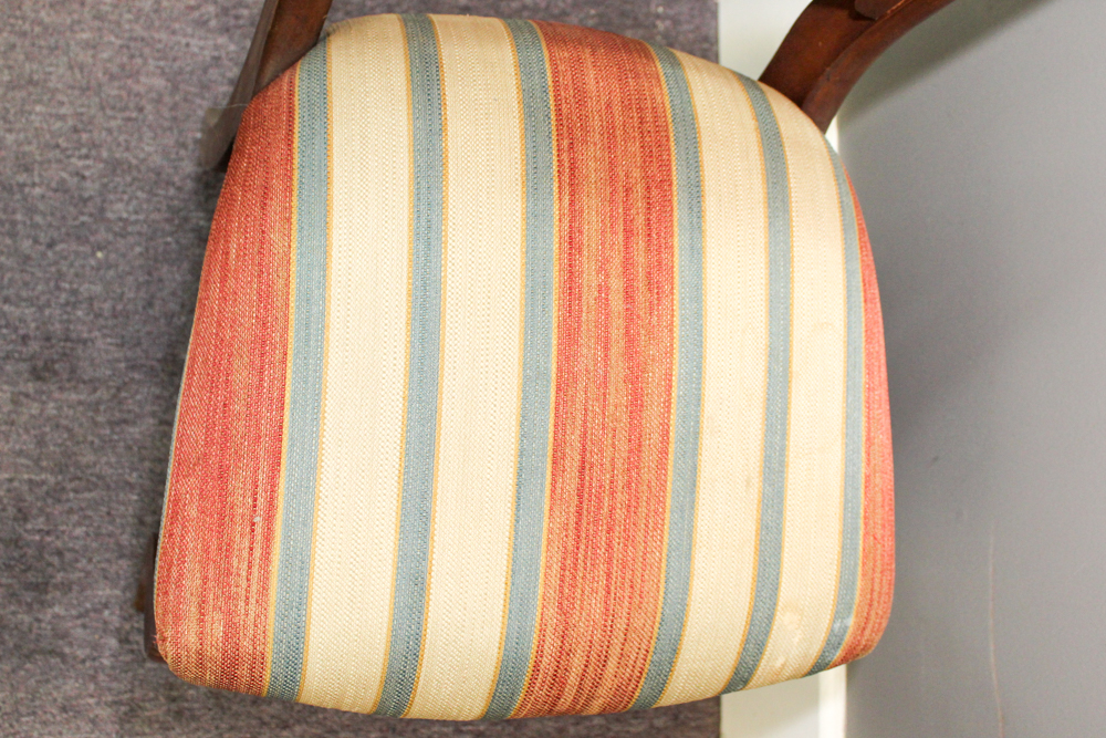 Vintage Regency Style Mahogany Finished Side Chair