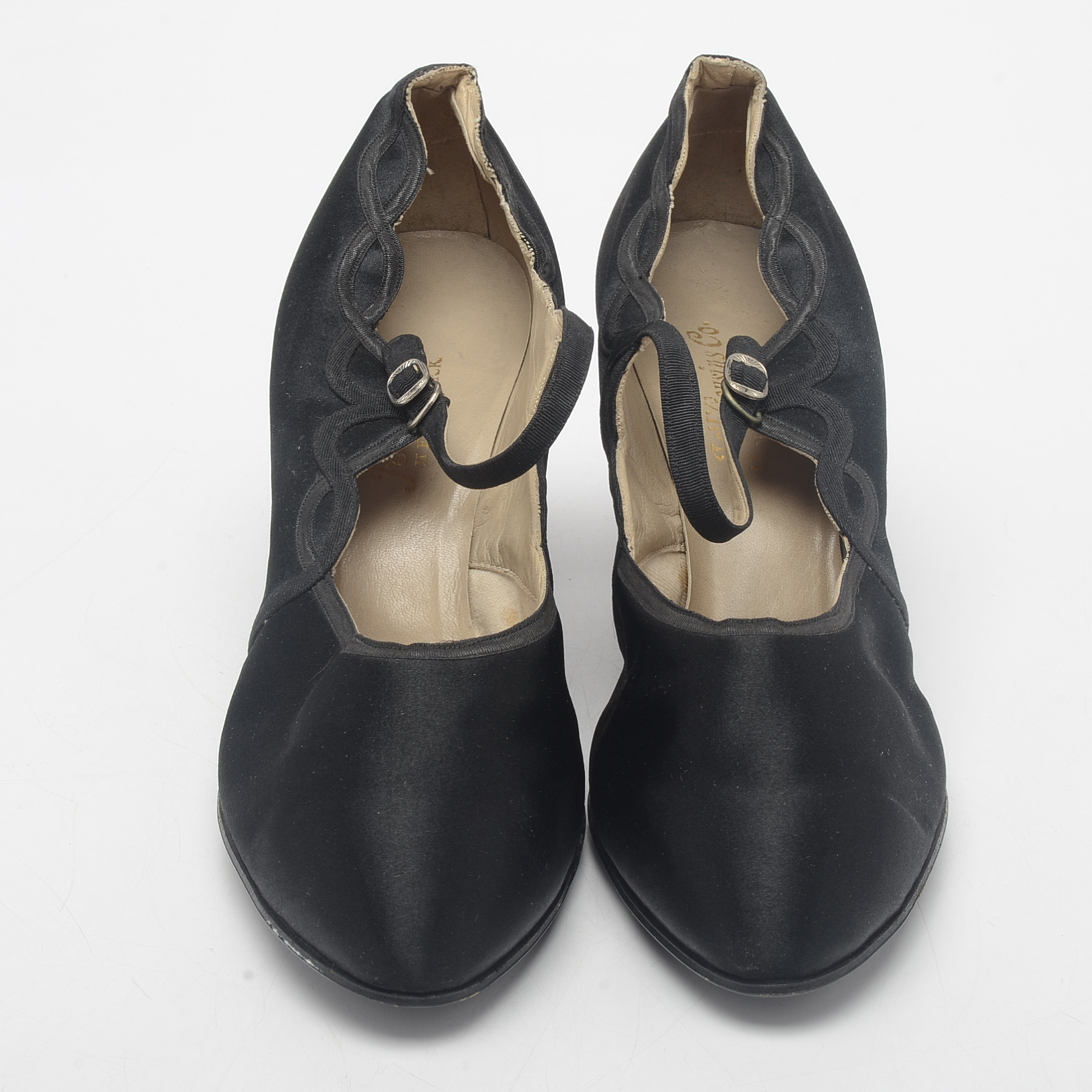 Vintage Round Toe Pumps